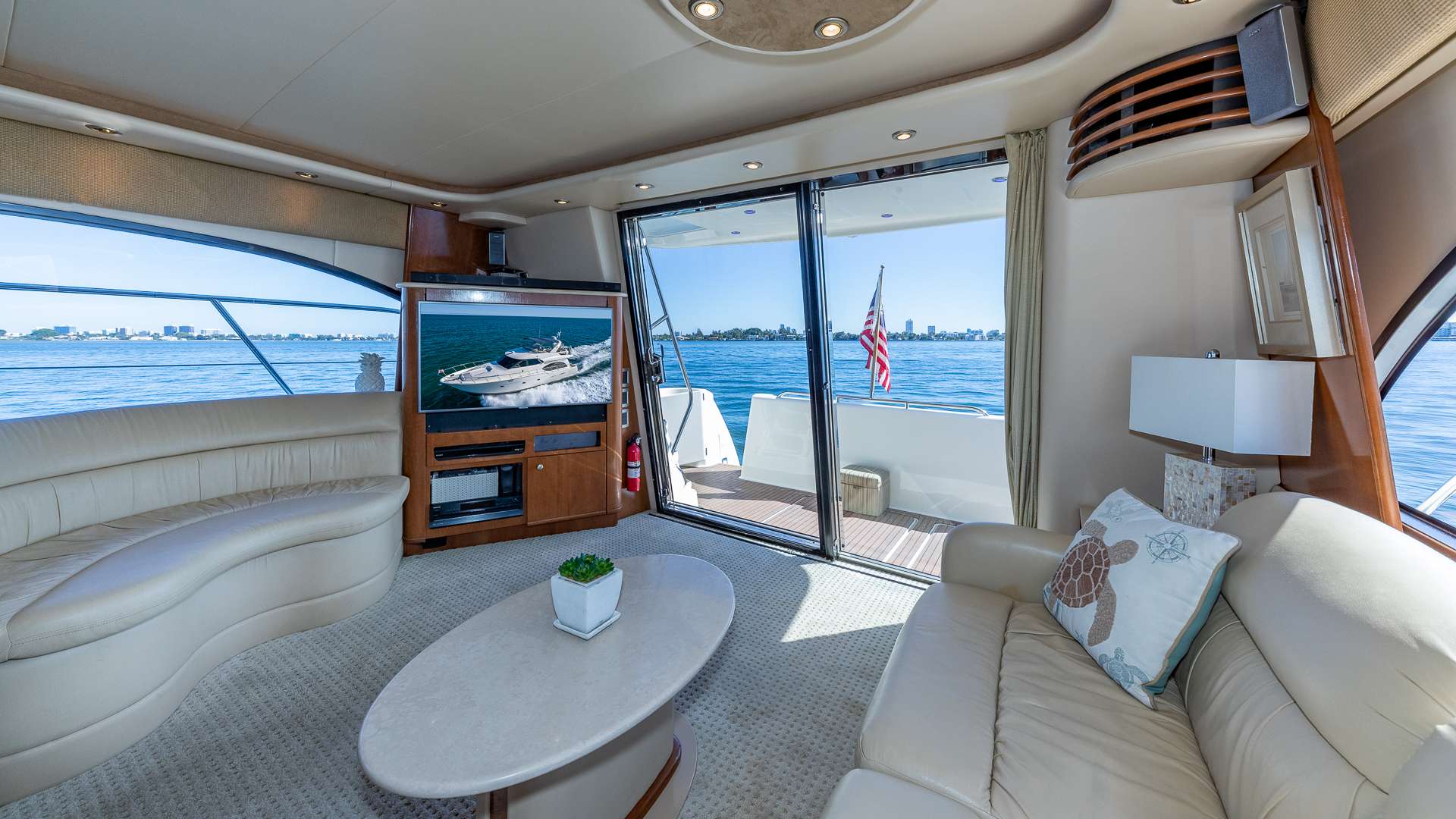 Motor Yacht 'ELEGANT LADY', 4 PAX, 2 Crew, 58.00 Ft, 17.00 Meters, Built 2006, Meridian