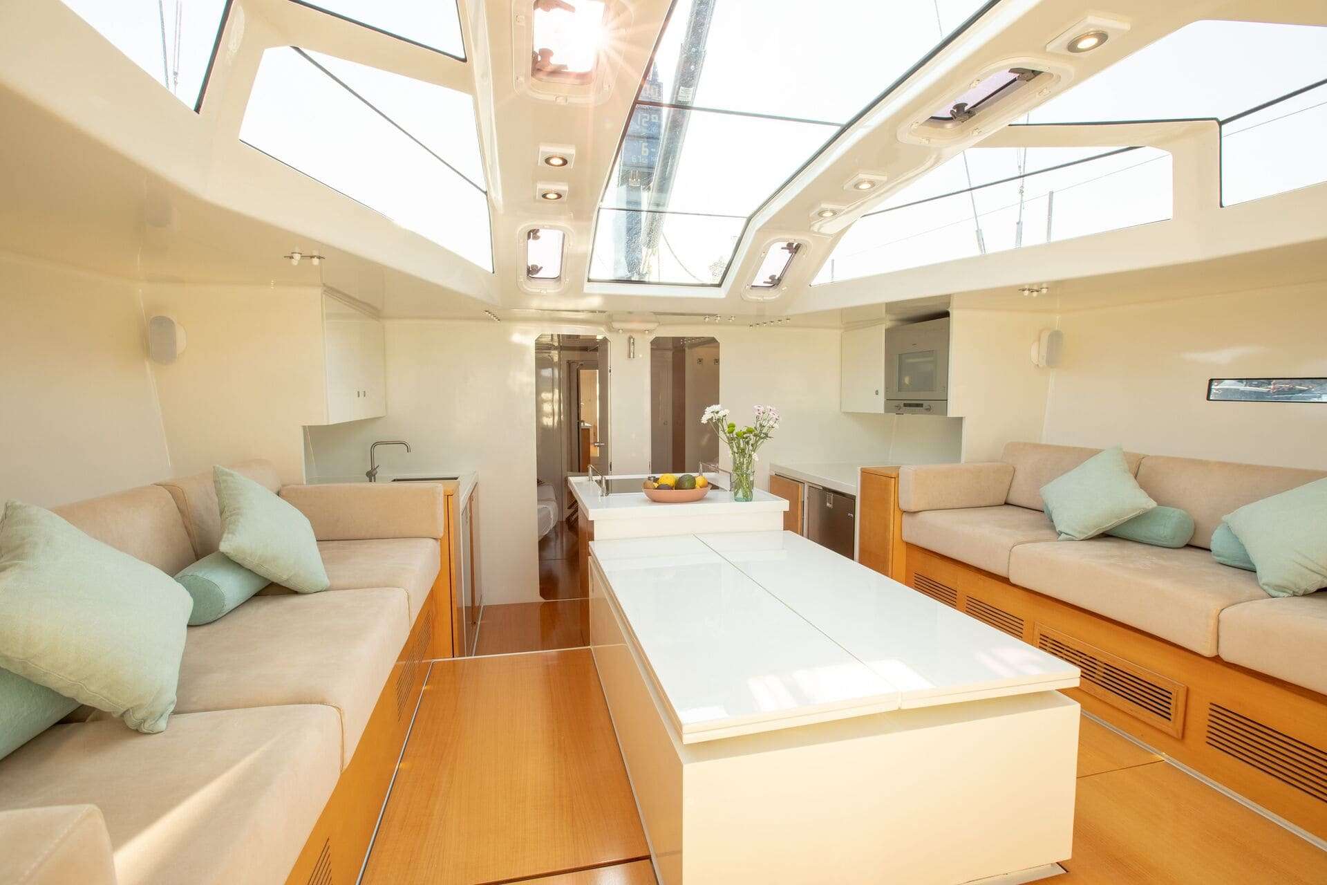 Sailing Yacht 'MIYABI', 8 PAX, 67.00 Ft, 20.00 Meters, Built 2008, ., Refit Year 2018