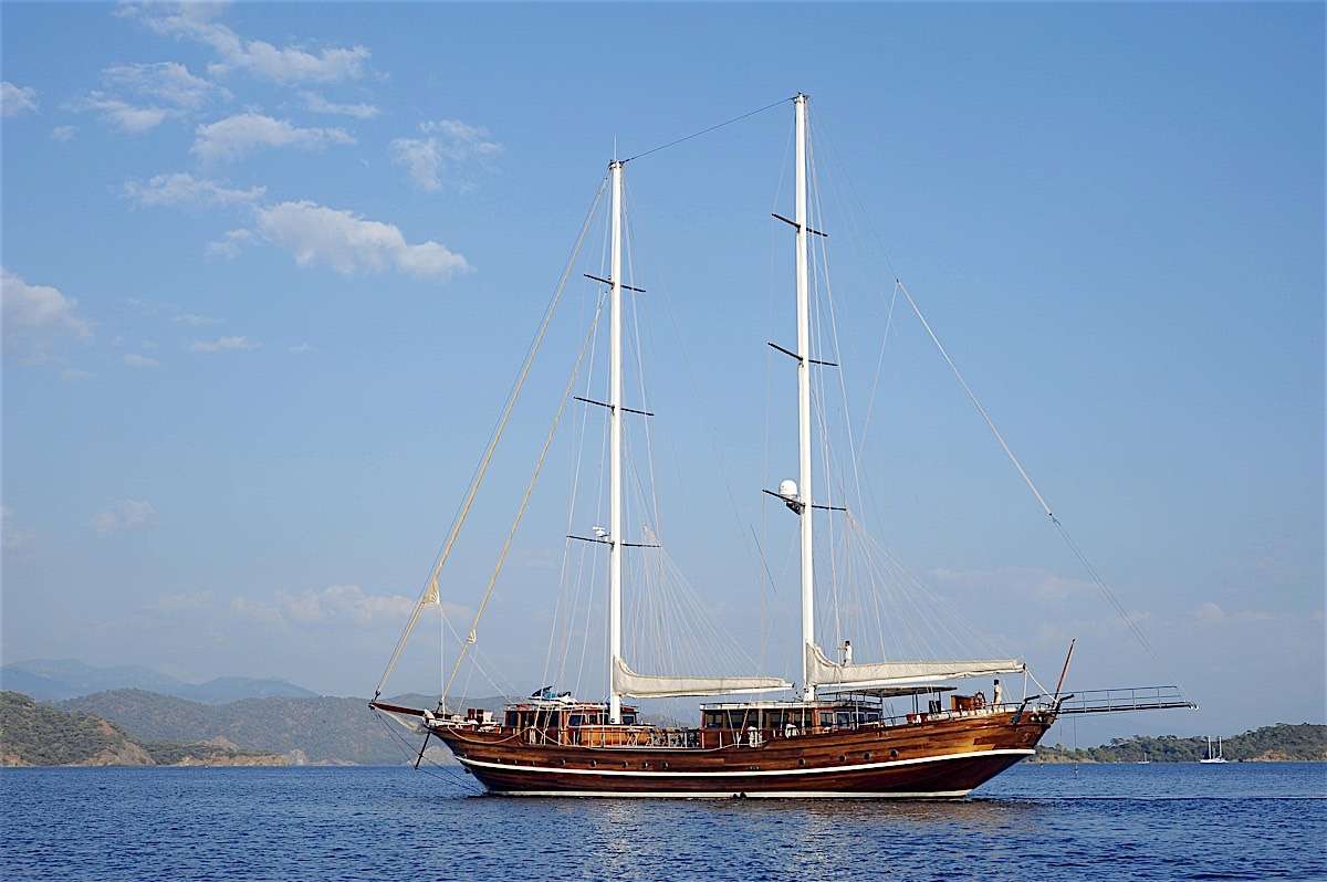 Motor Sailing Yacht 'KAPTAN KADIR', 12 PAX, 5 Crew, 127.00 Ft, 39.00 Meters, Built 2004, Custom, Refit Year 2009