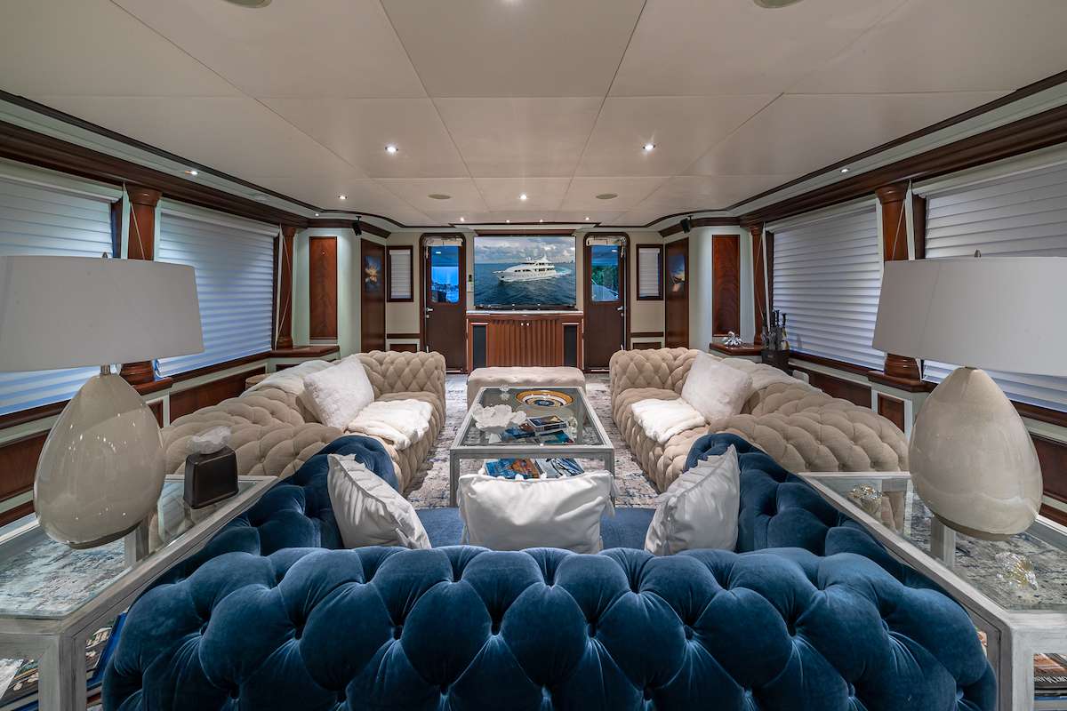 Motor Yacht 'FORTITUDE', 10 PAX, 7 Crew, 136.00 Ft, 41.00 Meters, Built 1999, Intermarine Savannah, Refit Year 2022