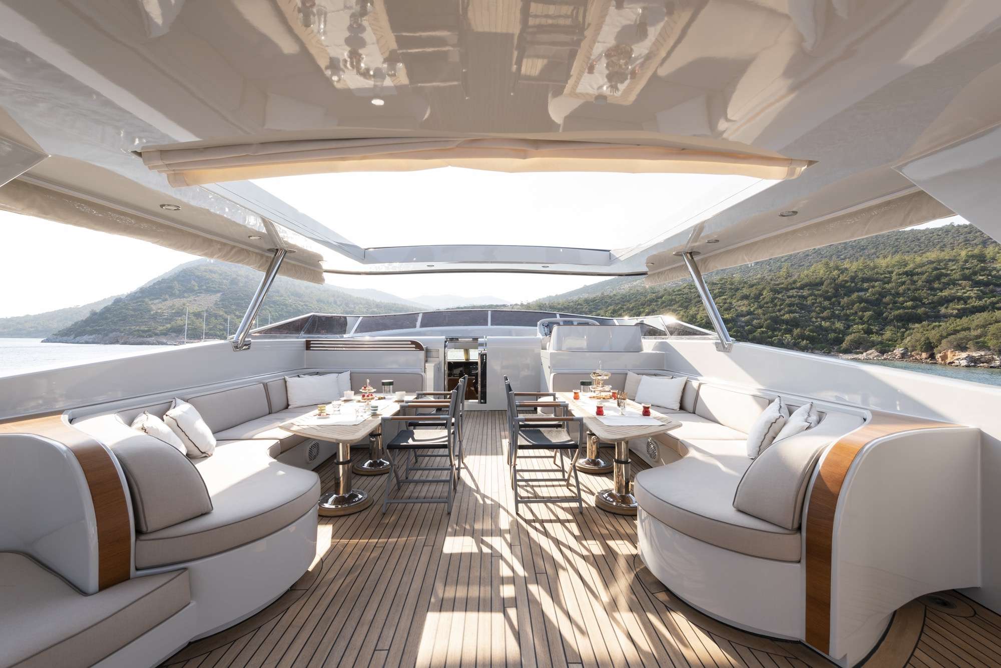 Motor Yacht 'GO', 10 PAX, 6 Crew, 114.00 Ft, 35.00 Meters, Built 2009, Custom, Refit Year 2022