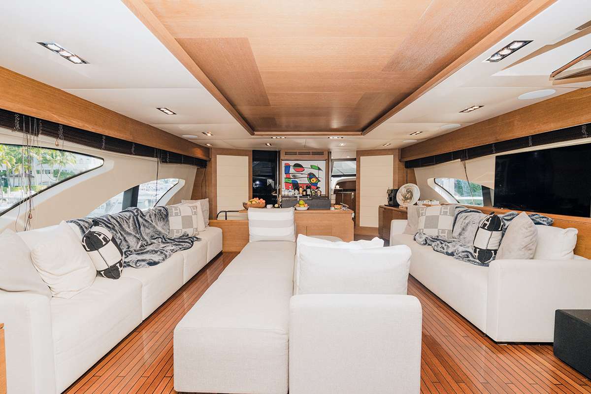 Motor Yacht 'INTERVENTION', 10 PAX, 5 Crew, 100.00 Ft, 30.00 Meters, Built 2010, Azimut, Refit Year 2023