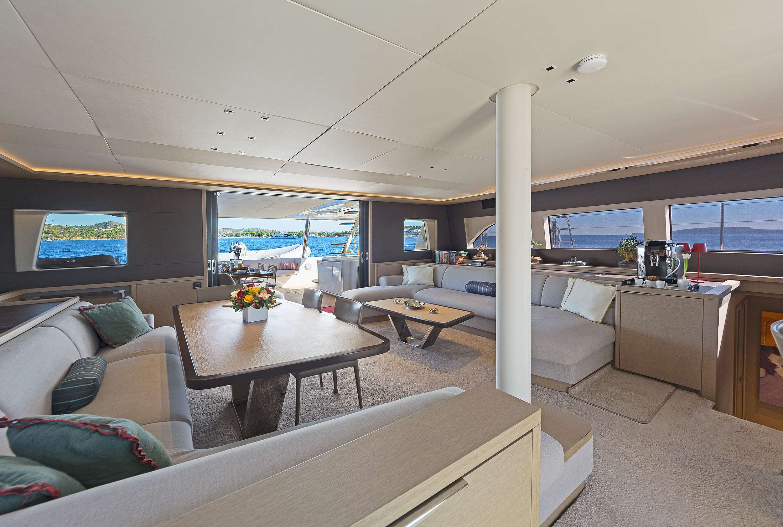Catamaran Yacht 'DAIQUIRI', 10 PAX, 4 Crew, 67.00 Ft, 20.00 Meters, Built 2022, Lagoon