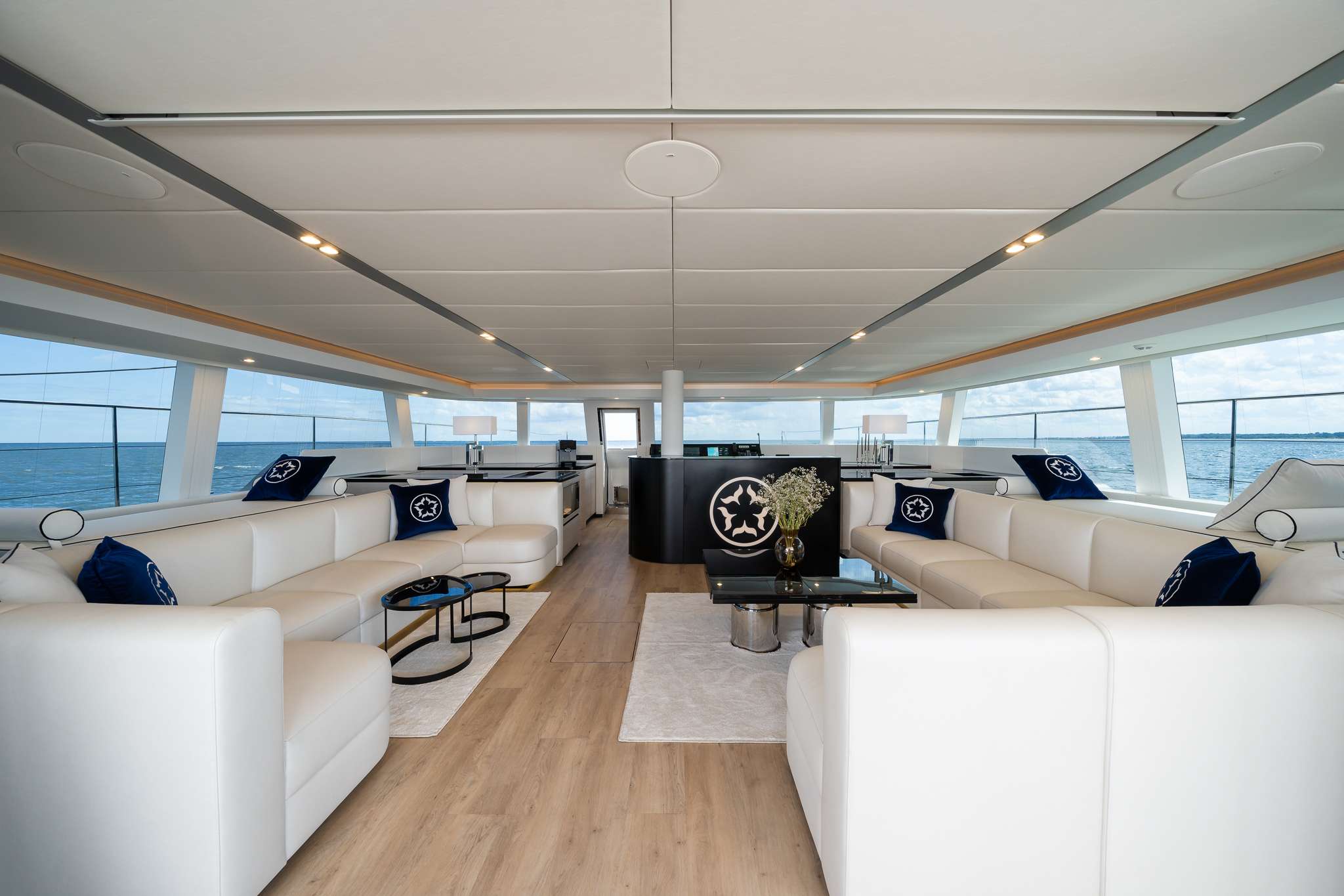 Catamaran Yacht 'ONE PLANET' Saloon, 8 PAX, 4 Crew, 77.00 Ft, 23.00 Meters, Built 2023, Sunreef Yachts