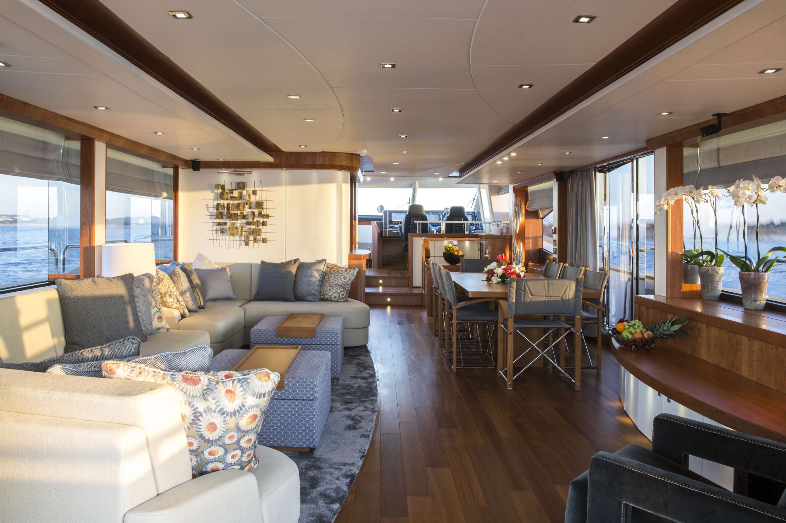Motor Yacht 'PLAY THE GAME' Main Saloon, 8 PAX, 4 Crew, 92.00 Ft, 28.00 Meters, Built 2014, Sunseeker