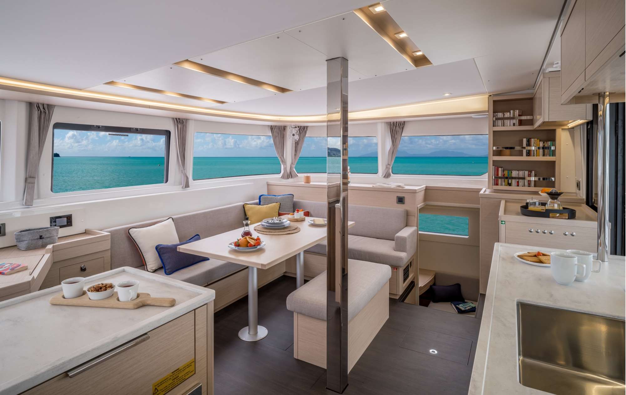 Catamaran Yacht 'INFINITY' Salon area, 6 PAX, 2 Crew, 46.00 Ft, 14.00 Meters, Built 2023, Lagoon