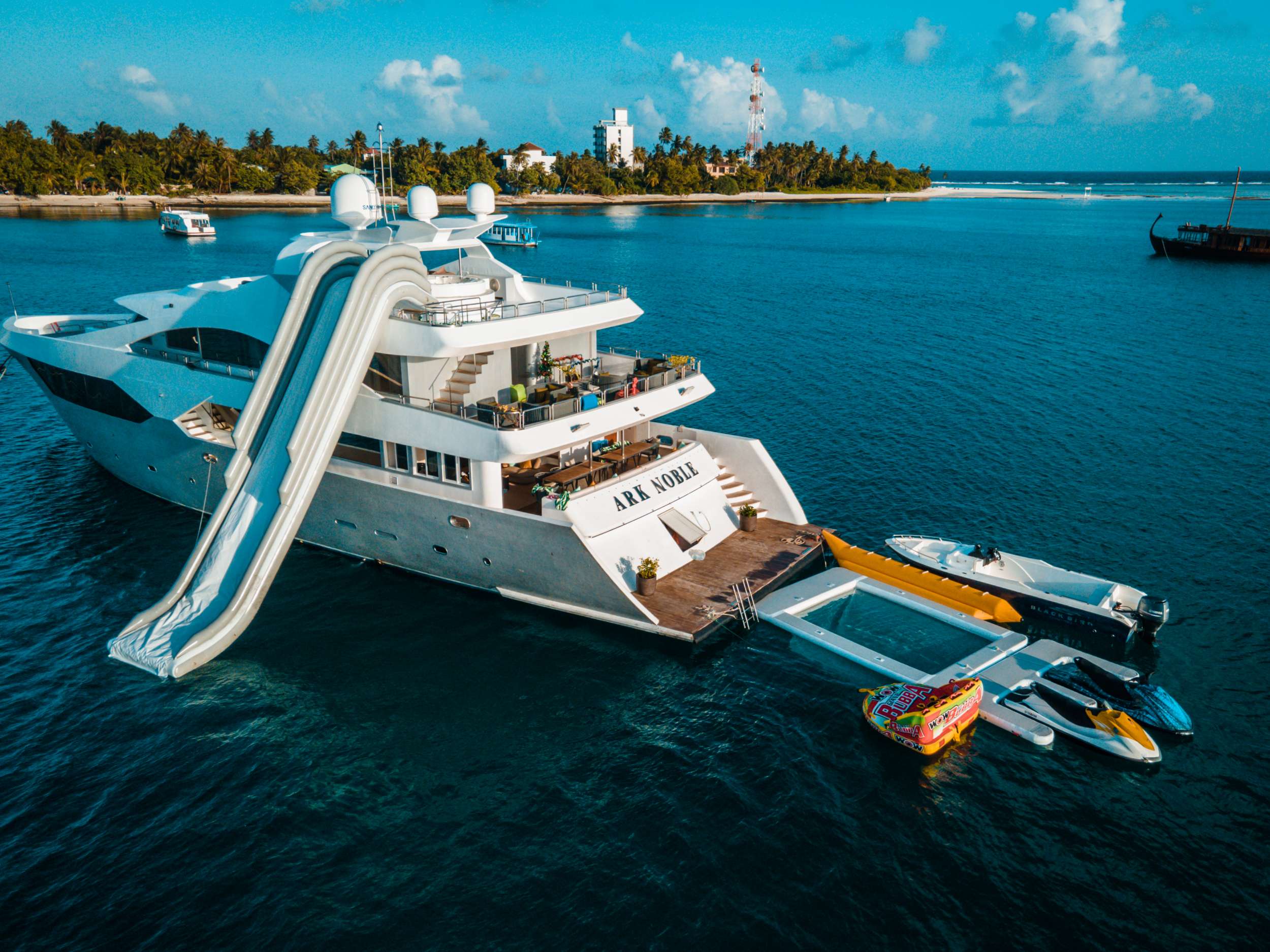 Motor Yacht 'ARK NOBLE', 20 PAX, 12 Crew, 124.00 Ft, 38.00 Meters, Built 2015, ., Refit Year 2021