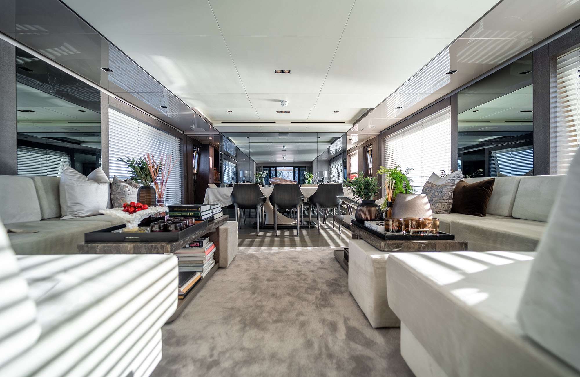 Motor Yacht 'THE PALM', 10 PAX, 4 Crew, 121.00 Ft, 36.00 Meters, Built 2019, Canados