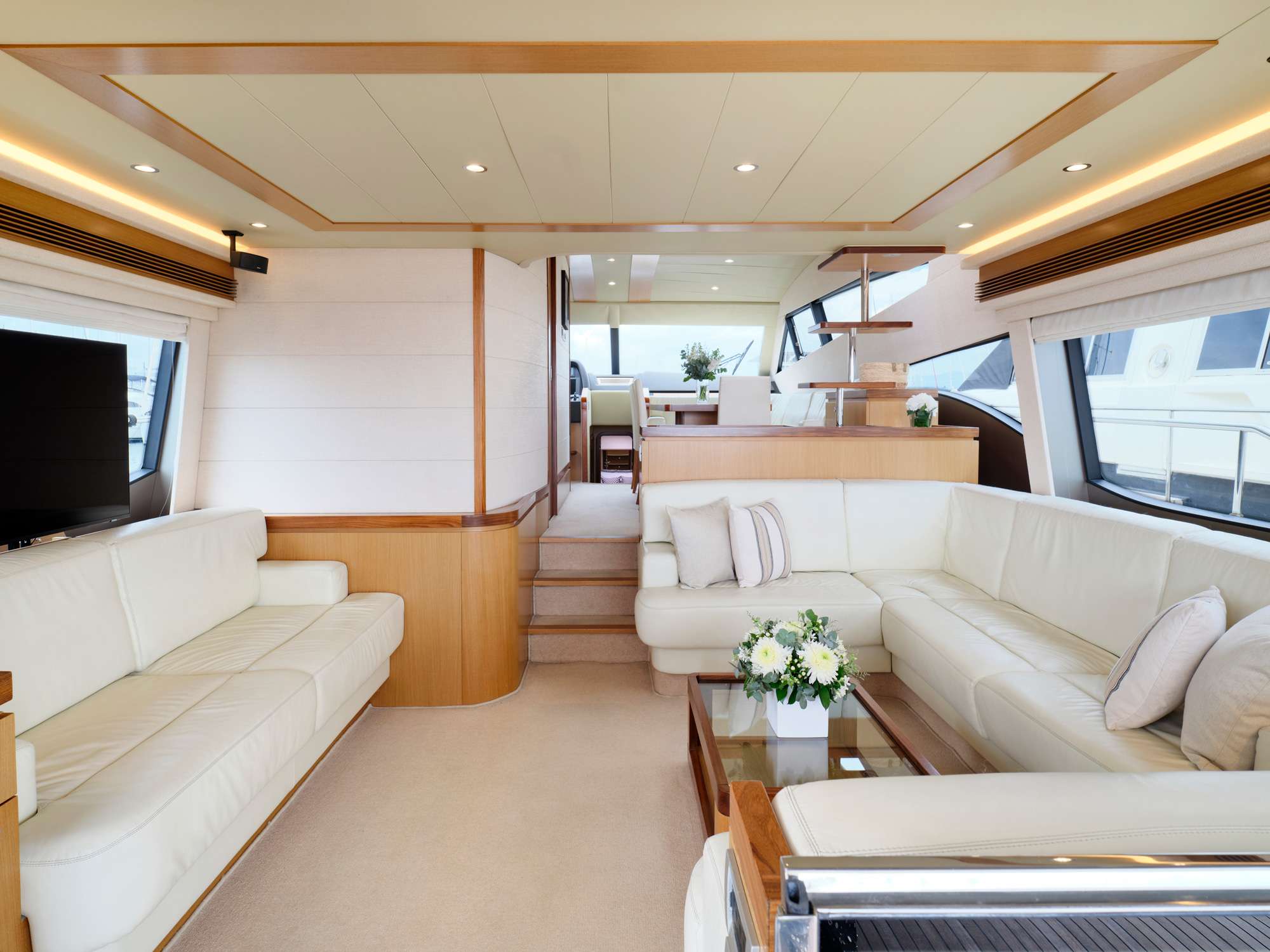 Motor Yacht 'FLOW', 8 PAX, 3 Crew, 68.00 Ft, 21.00 Meters, Built 2008, Ferretti
