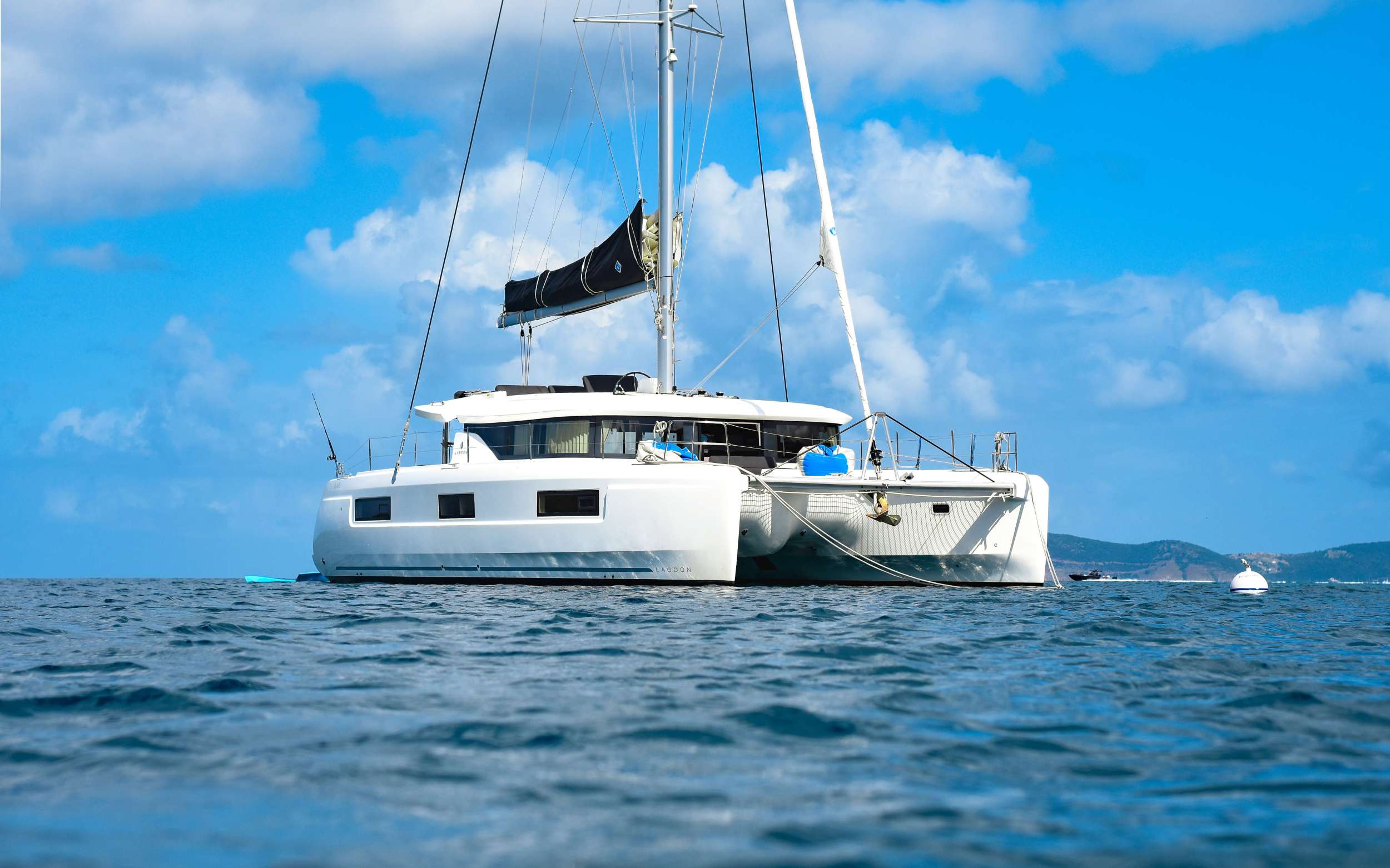 Catamaran Yacht 'FALCOR II -- CELAVIE', 6 PAX, 2 Crew, 46.00 Ft, 14.00 Meters, Built 2021, Lagoon