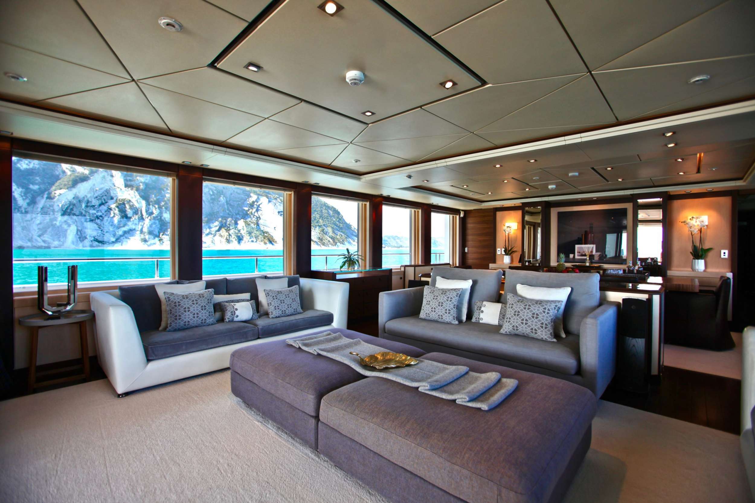 Motor Yacht 'ALALYA', 12 PAX, 9 Crew, 155.00 Ft, 47.00 Meters, Built 2005, ISA, RODRIGUEZ GROUP ITALY, Refit Year 2020