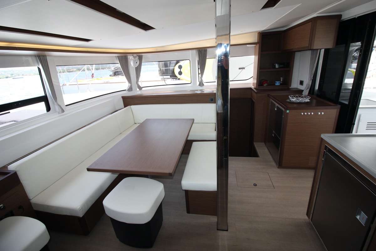 Catamaran Yacht 'WESTERLUND', 10 PAX, 46.00 Ft, 14.00 Meters, Built 2020, Lagoon
