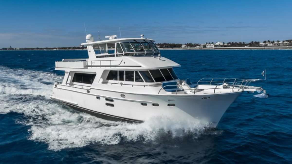 Motor Yacht 'HAVEN', 6 PAX, 2 Crew, 64.00 Ft, 19.00 Meters, Built 2014, Hampton Yachts