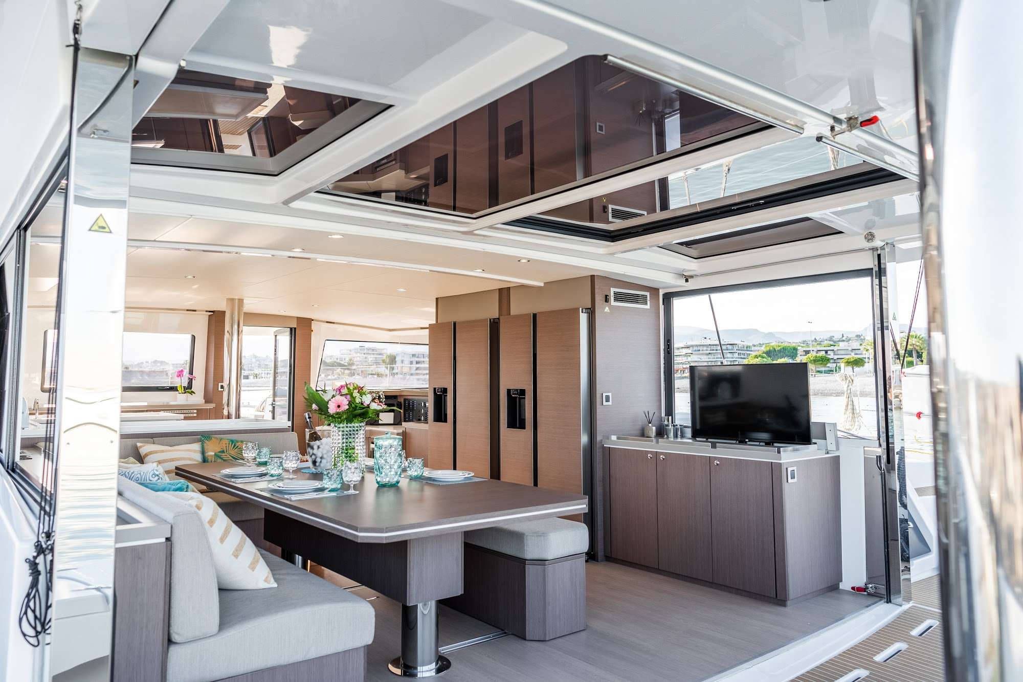 Catamaran Yacht 'SIGNATURE CONCEPT', 10 PAX, 2 Crew, 55.00 Ft, 17.00 Meters, Built 2021, Bali Catamarans