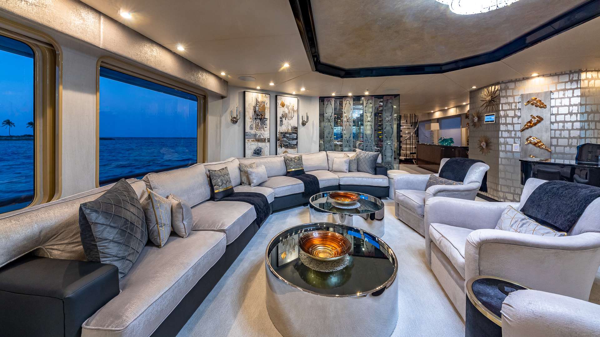 Motor Yacht 'SWEET ESCAPE' Main Salon, 12 PAX, 8 Crew, 130.00 Ft, 39.00 Meters, Built 1993, Christensen, Refit Year 2022