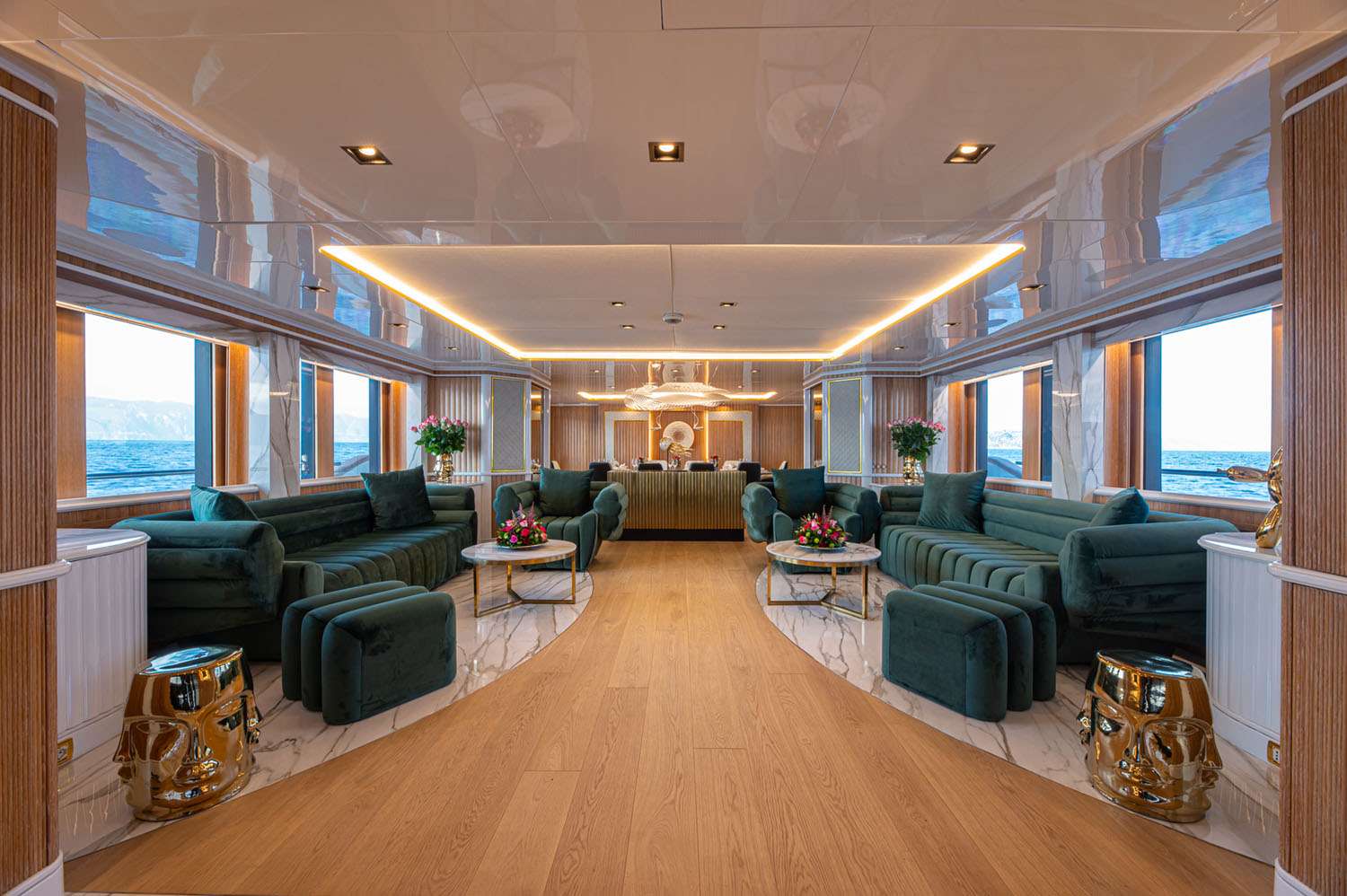 Motor Yacht 'BARENTS' Main Salon, 12 PAX, 11 Crew, 164.00 Ft, 50.00 Meters, Built 1999, Benetti, Refit Year 2021