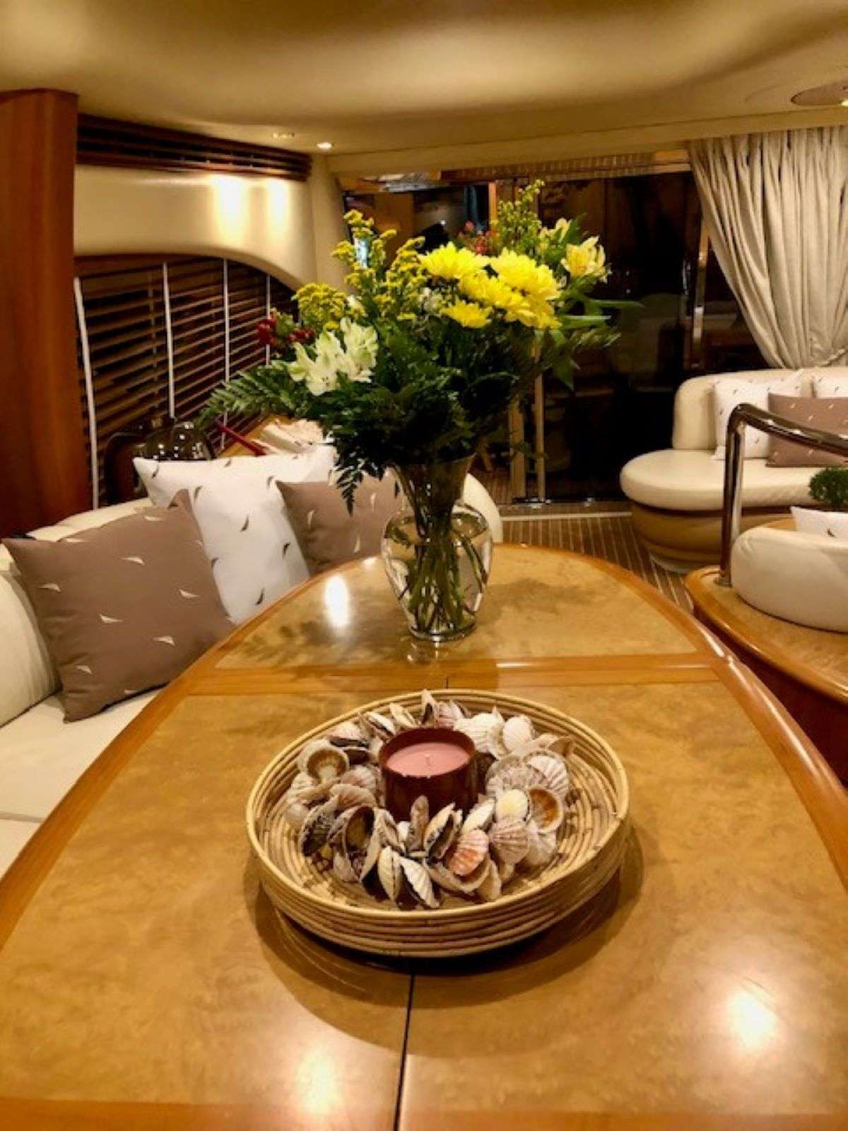 Motor Yacht 'GRACE', 6 PAX, 2 Crew, 63.00 Ft, 19.00 Meters, Built 2008, Azimut, Refit Year 2023