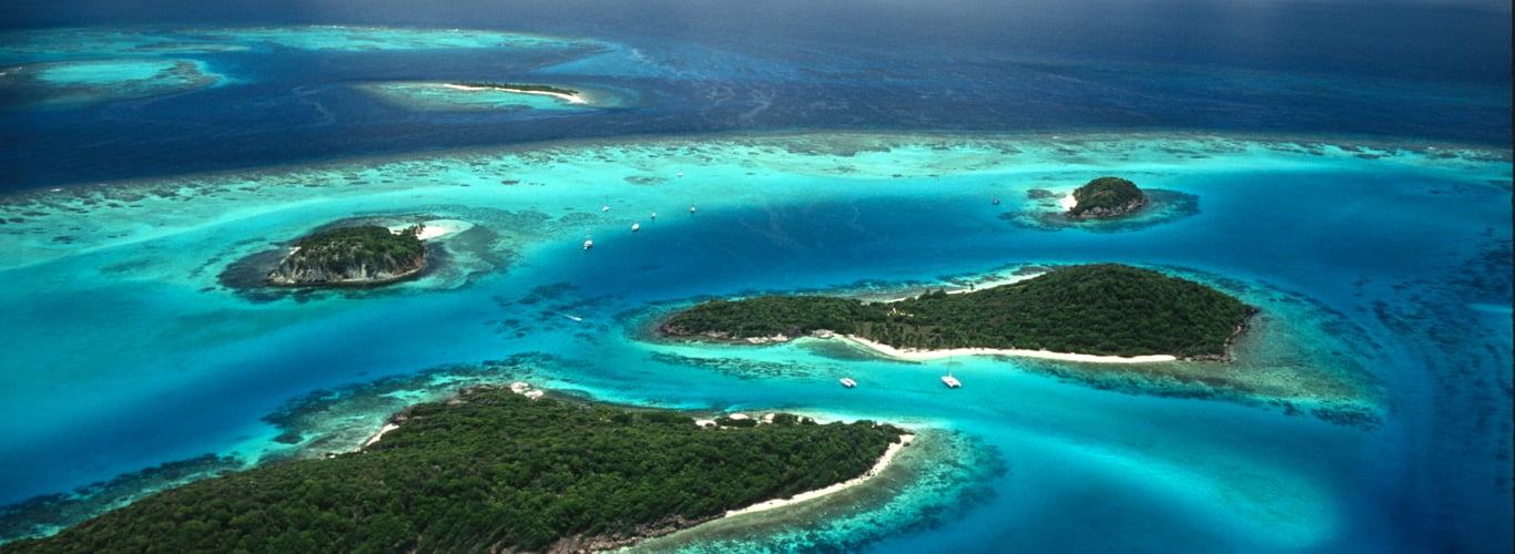 Grenadines yacht charters