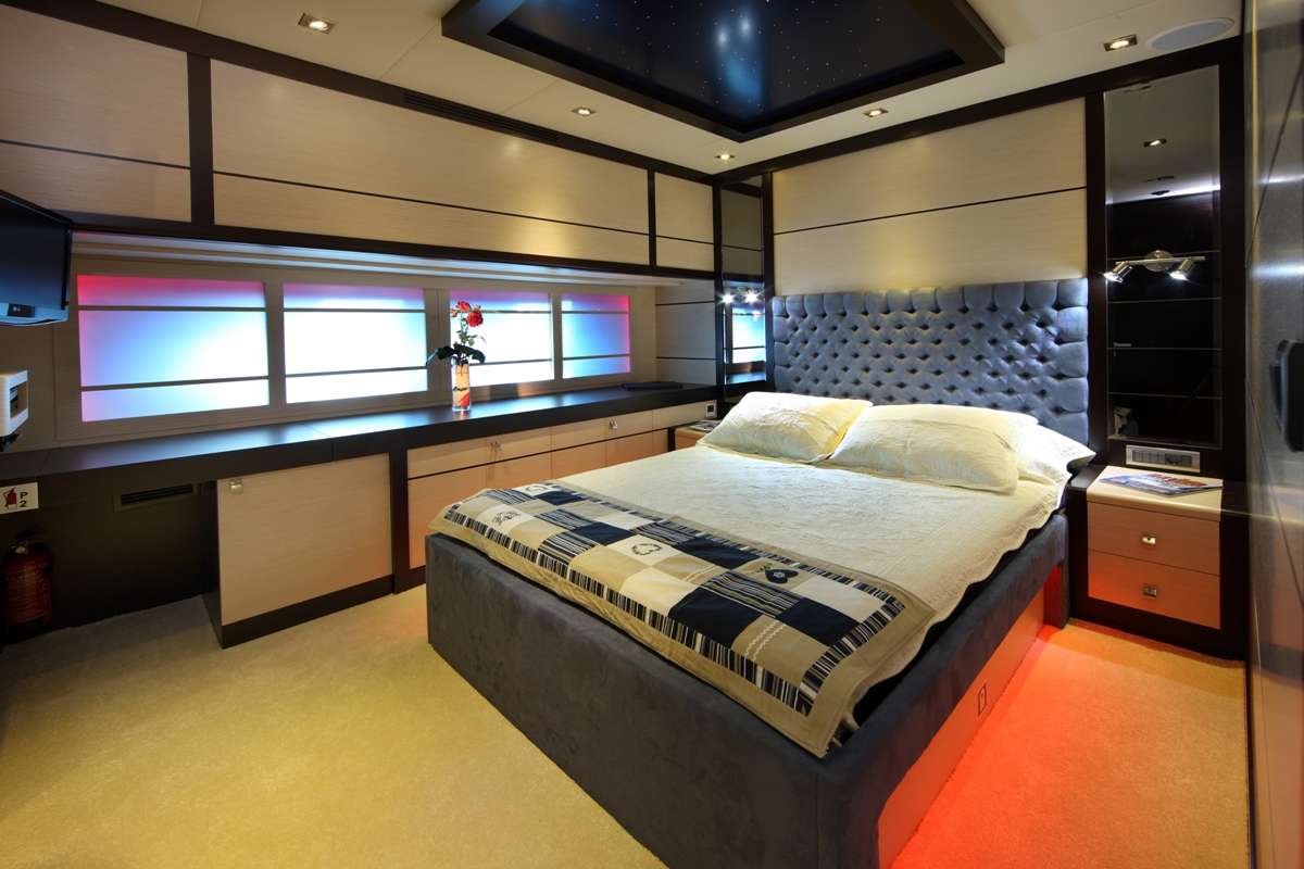 Motor Sailing Yacht 'PERLA DEL MARE', 12 PAX, 7 Crew, 138.00 Ft, 42.00 Meters, Built 2010, ., Refit Year 2014