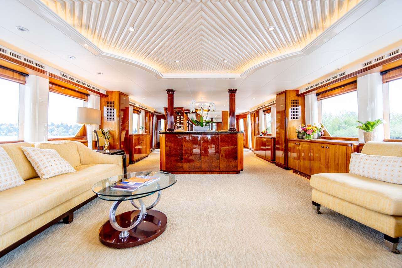 Motor Yacht 'SUMMERTIME II' Main Salon, 8 PAX, 5 Crew, 116.00 Ft, 35.00 Meters, Built 1997, Hatteras, Refit Year 2022