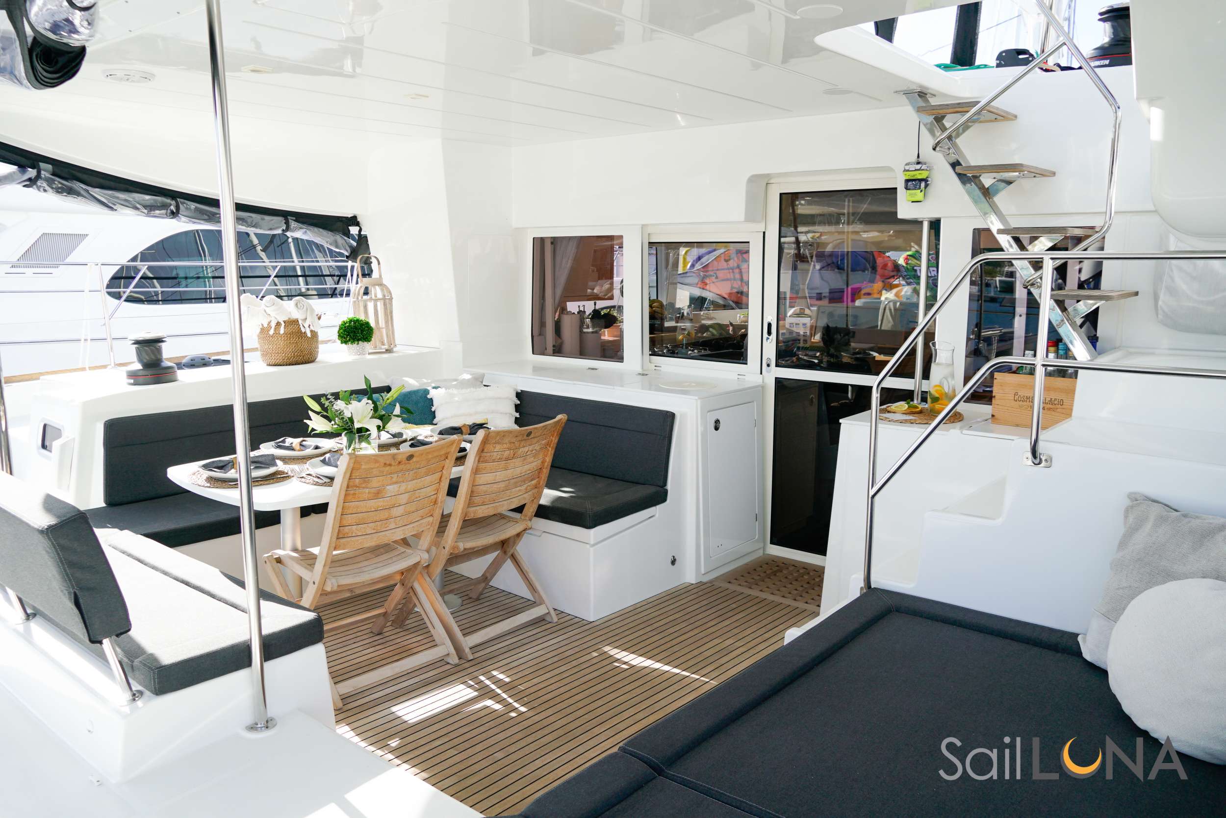 Catamaran Yacht 'LUNA', 6 PAX, 2 Crew, 45.00 Ft, 13.00 Meters, Built 2019, Lagoon