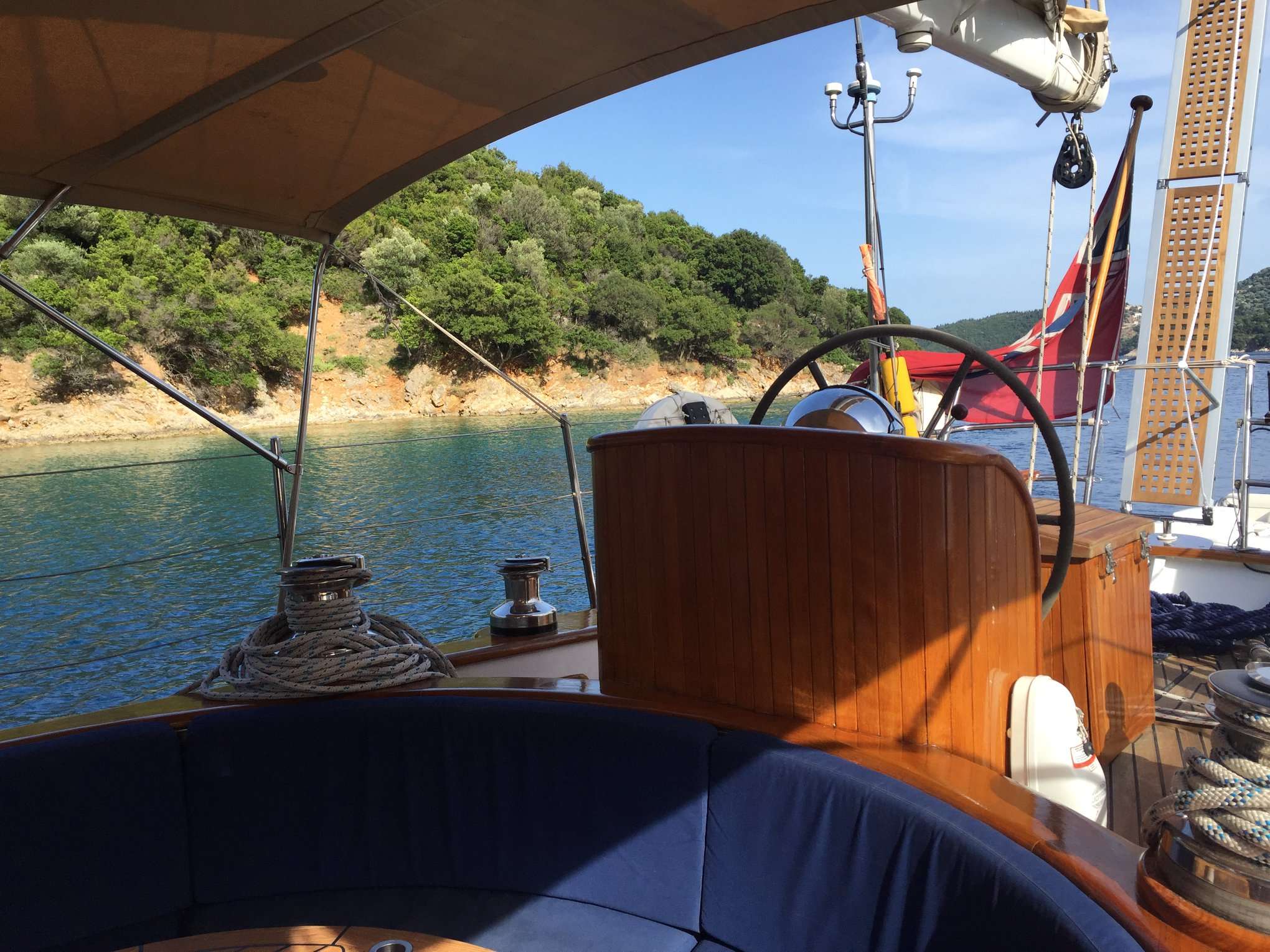 Sailing Yacht 'WINDWEAVER OF PENNINGTON', 8 PAX, 3 Crew, 84.00 Ft, 25.00 Meters, Built 1998, Custom, Refit Year 2016