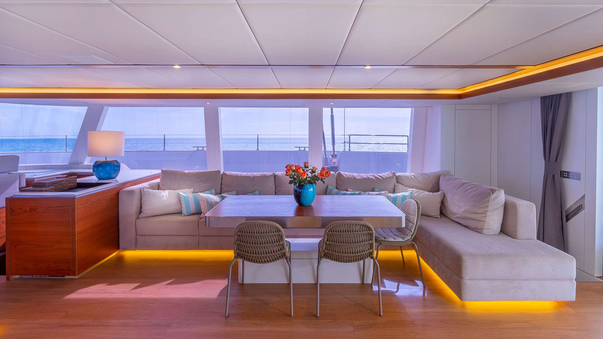 Catamaran Yacht 'SUNREEF 80 FANTASTIC TOO', 11 PAX, 4 Crew, 78.00 Ft, 24.00 Meters, Built 2020, Sunreef Yachts