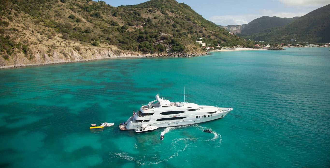 St Bart's & St Martin all you need to know for your luxury yacht charter