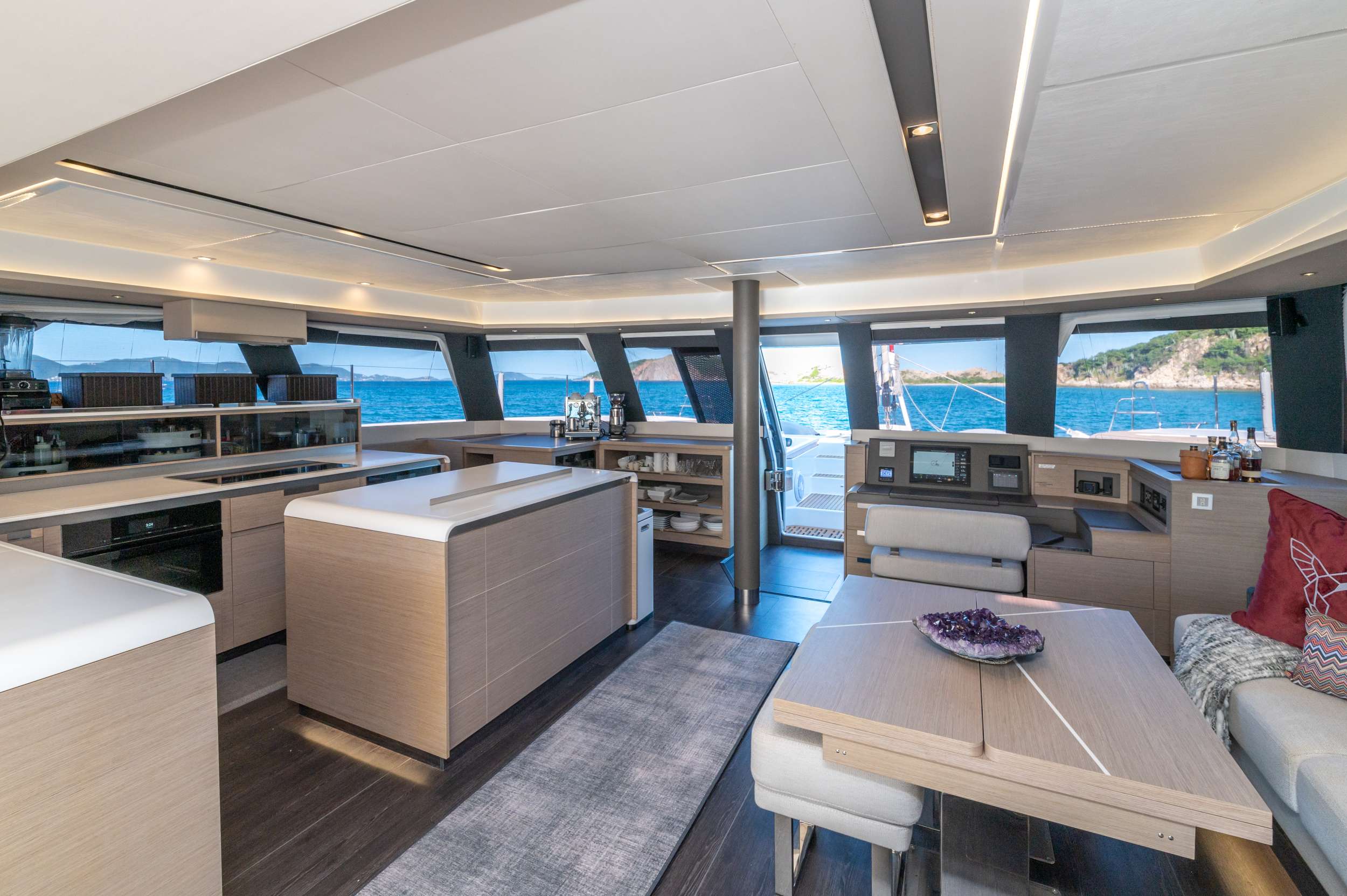 Catamaran Yacht 'COLIBRI' Saloon, 8 PAX, 3 Crew, 67.00 Ft, 20.00 Meters, Built 2021, Fountaine Pajot