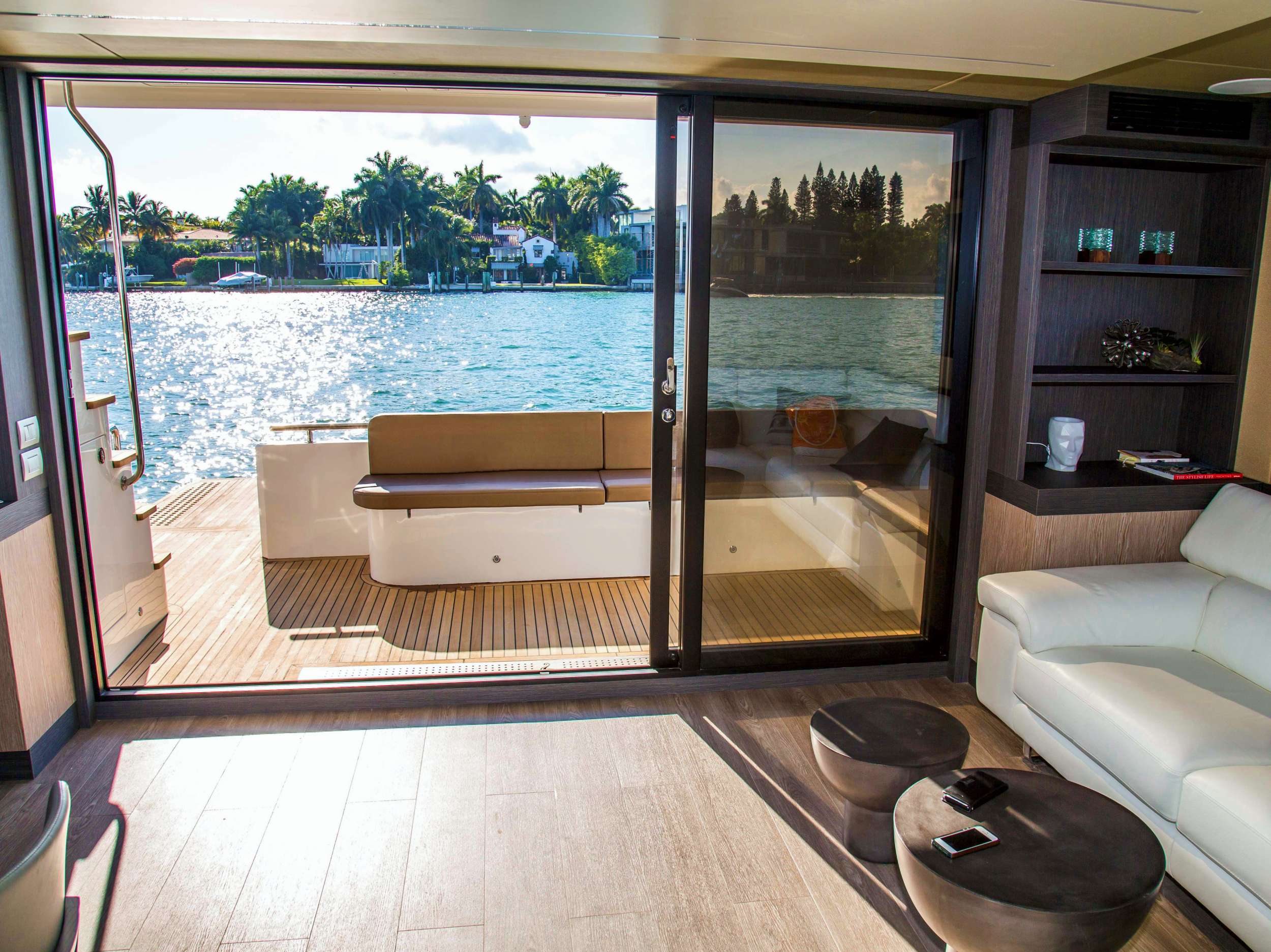 Motor Yacht 'OVER REEF' Main Salon, 6 PAX, 4 Crew, 54.00 Ft, 16.00 Meters, Built 2019, .