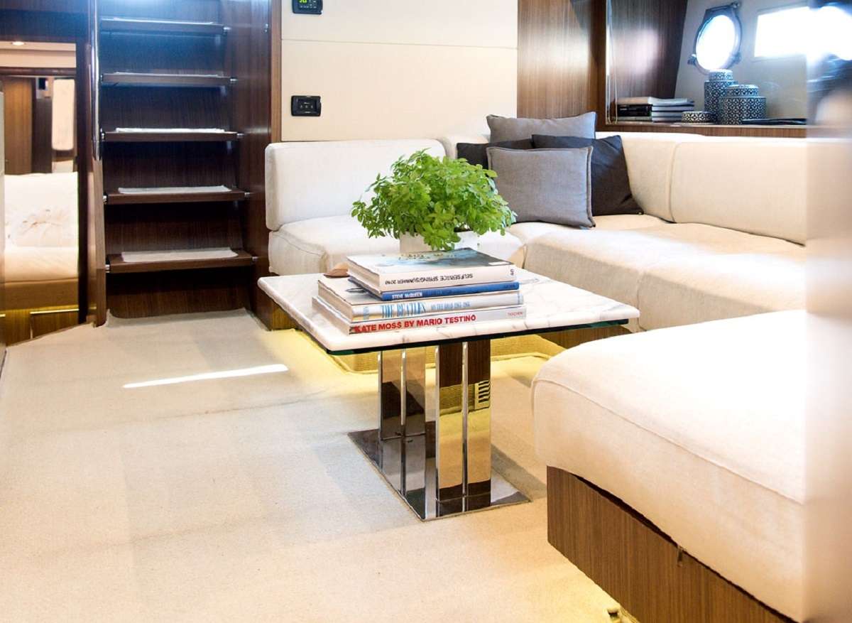 Motor Yacht 'W', 6 PAX, 2 Crew, 68.00 Ft, 20.00 Meters, Built 2005, Riva, Refit Year  2020