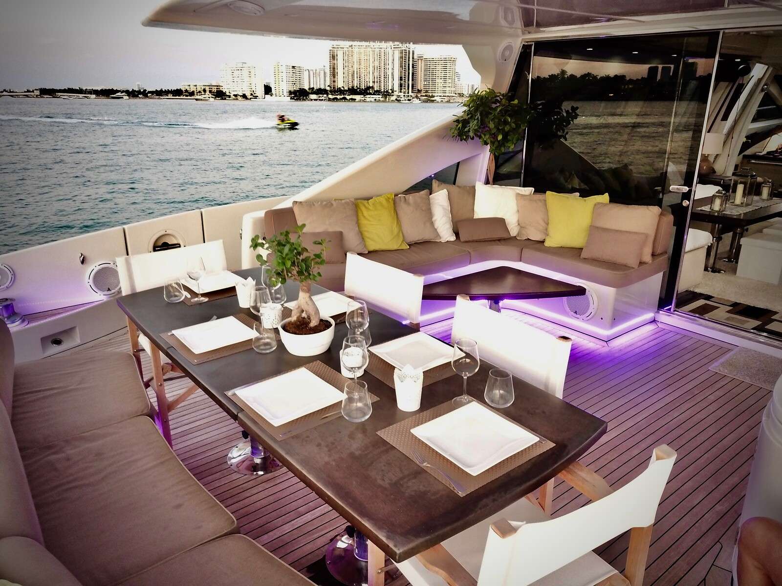 Motor Yacht 'PANTHERA', 8 PAX, 86.00 Ft, 26.00 Meters, Built 2014, Azimut, Refit Year 2020