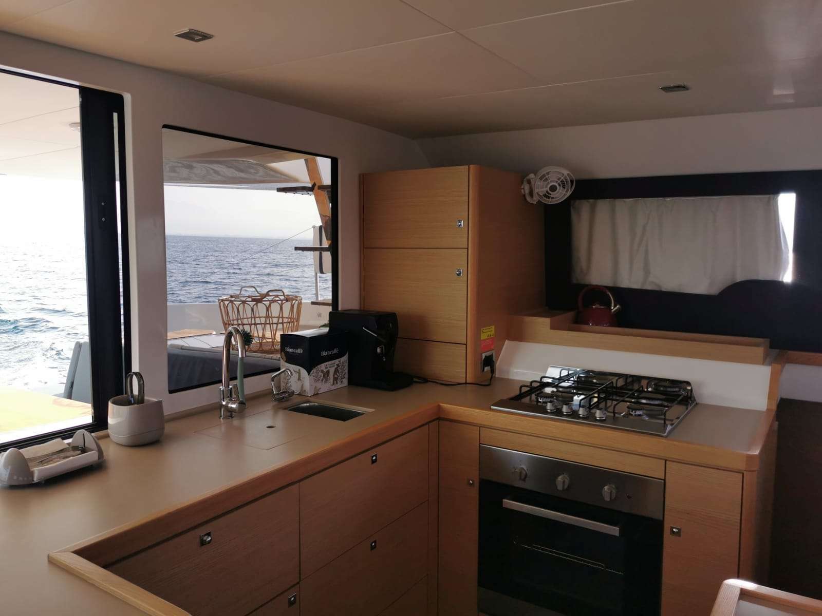 Catamaran Yacht 'SONIA', 12 PAX, 48.00 Ft, 14.00 Meters, Built 202, Dufour