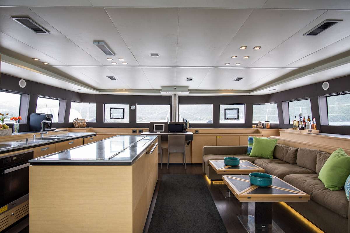 Catamaran Yacht 'RIPPLE' Saloon, 8 PAX, 3 Crew, 62.00 Ft, 18.00 Meters, Built 2016, Lagoon