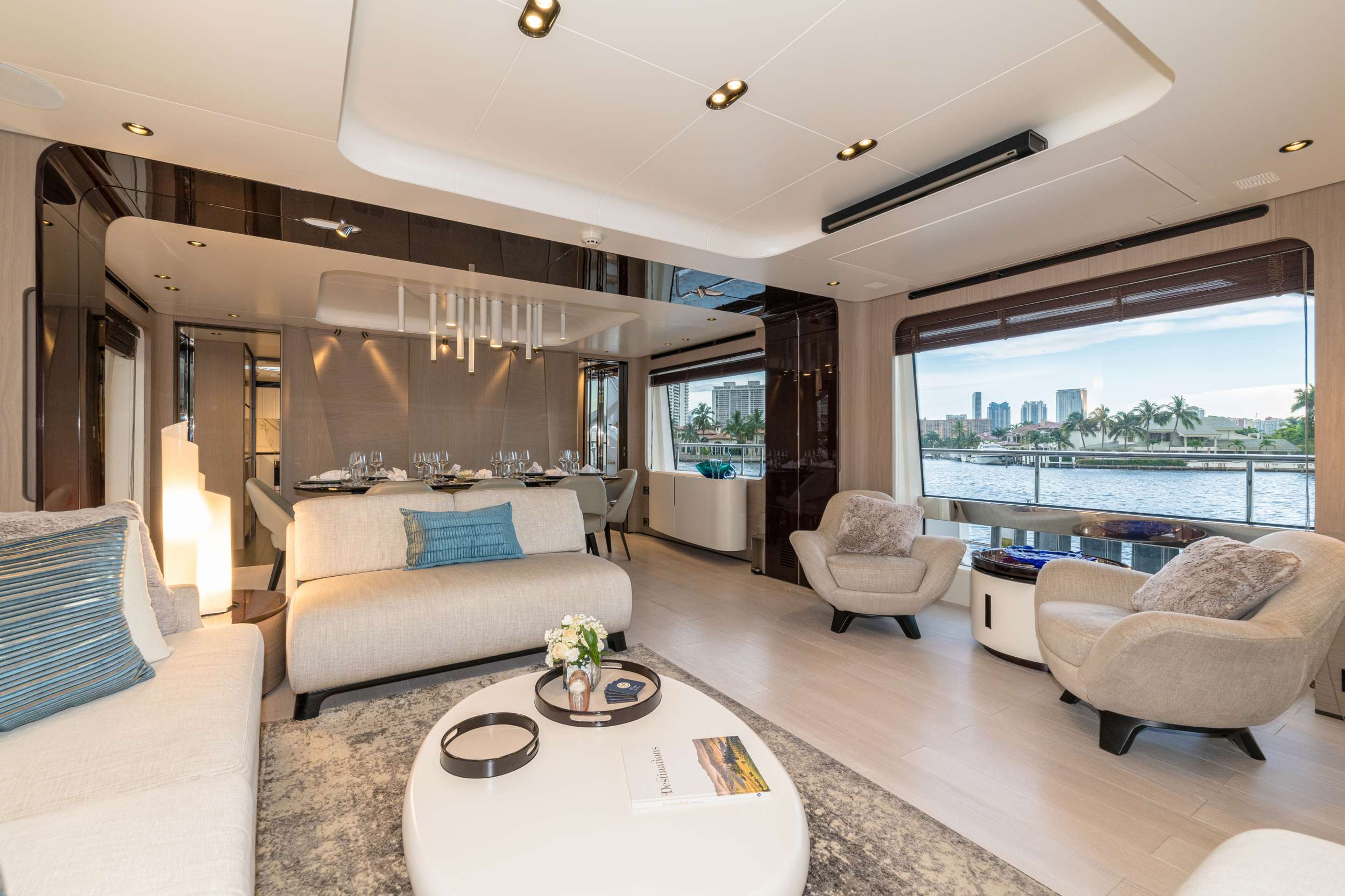 Motor Yacht 'MAJESTIC MOMENTS' Salon, 10 PAX, 5 Crew, 88.00 Ft, 26.00 Meters, Built 2019, Azimut