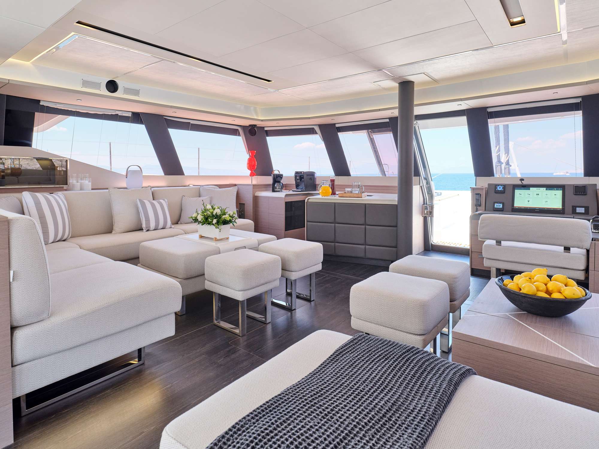 Catamaran Yacht 'ALEXANDRA II' Main saloon, 8 PAX, 4 Crew, 67.00 Ft, 20.00 Meters, Built 2022, Fountaine Pajot