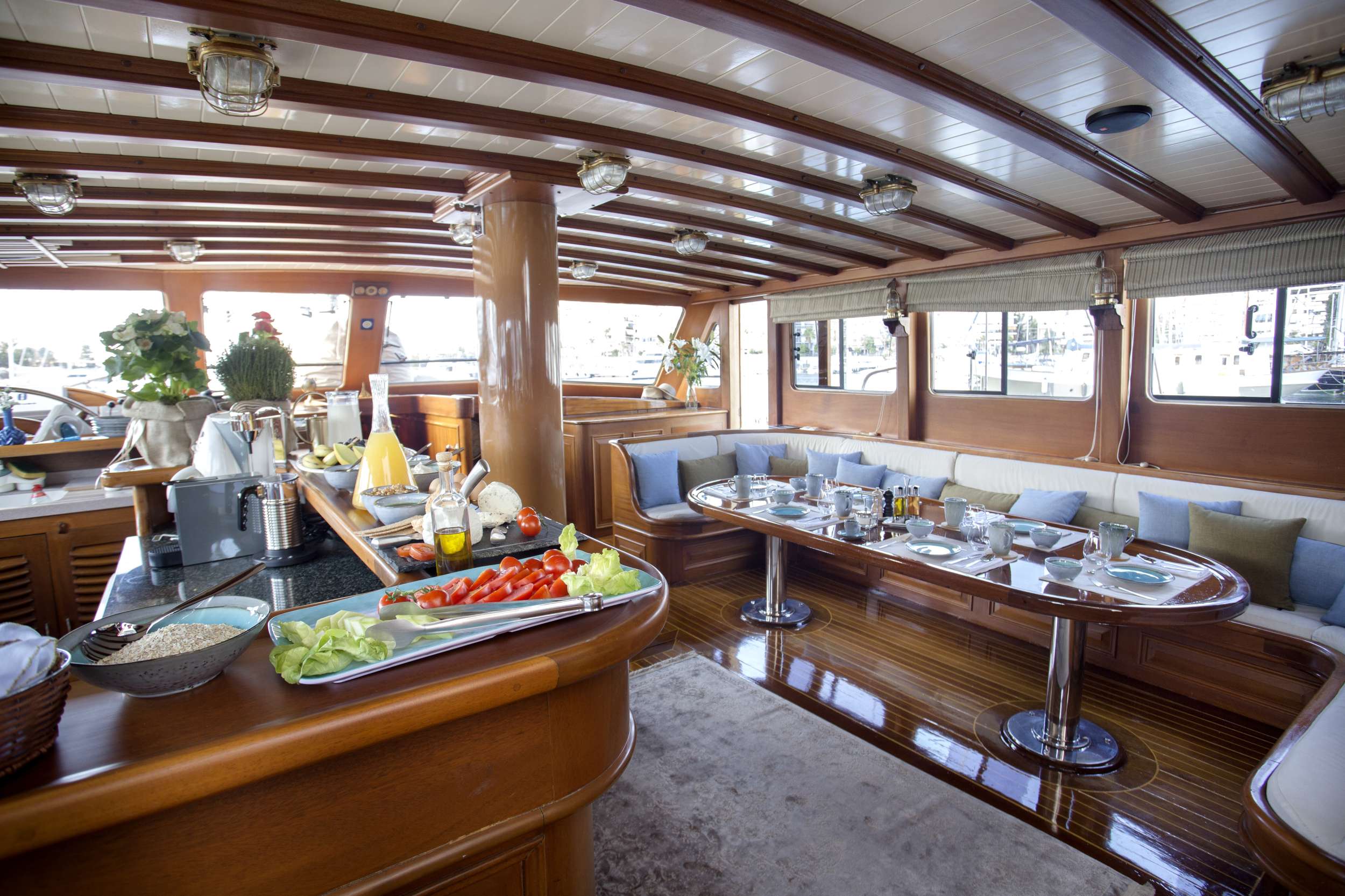Motor Sailing Yacht 'ENTRE CIELOS', 12 PAX, 5 Crew, 104.00 Ft, 31.00 Meters, Built 2004, SU Marine, Refit Year 2018
