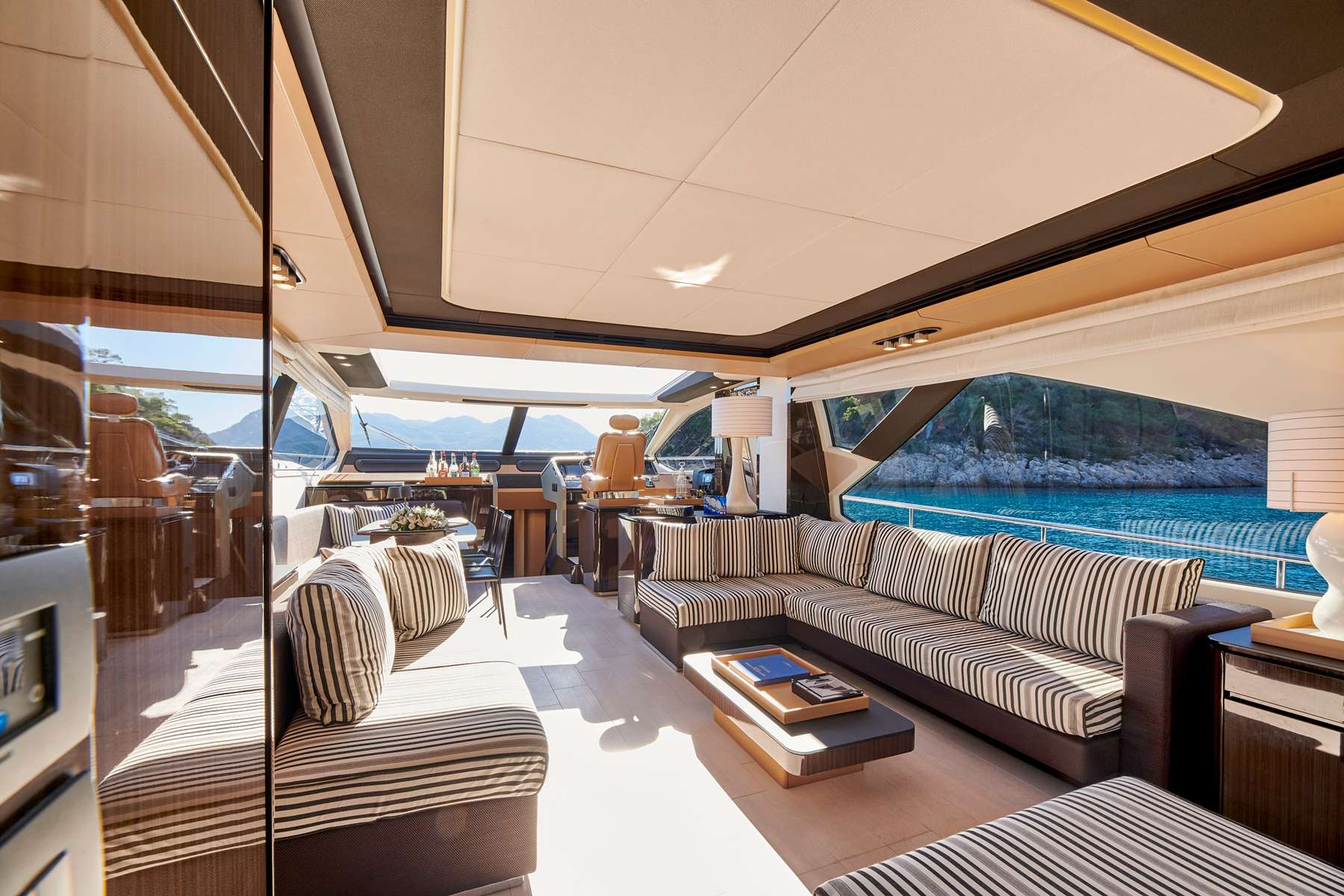 Motor Yacht 'MAKANI', 9 PAX, 4 Crew, 77.00 Ft, 23.00 Meters, Built 2017, Azimut
