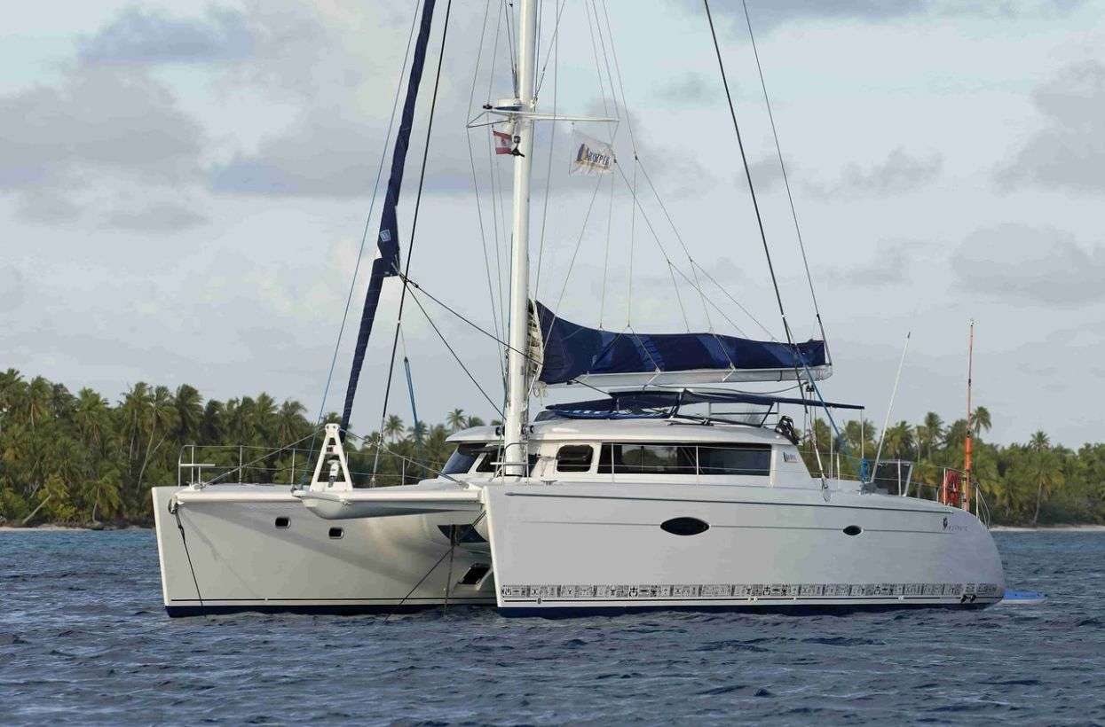 Catamaran Yacht 'GENESIS', 10 PAX, 59.00 Ft, 18.00 Meters, Built 2009, Fountaine Pajot, Refit Year yes