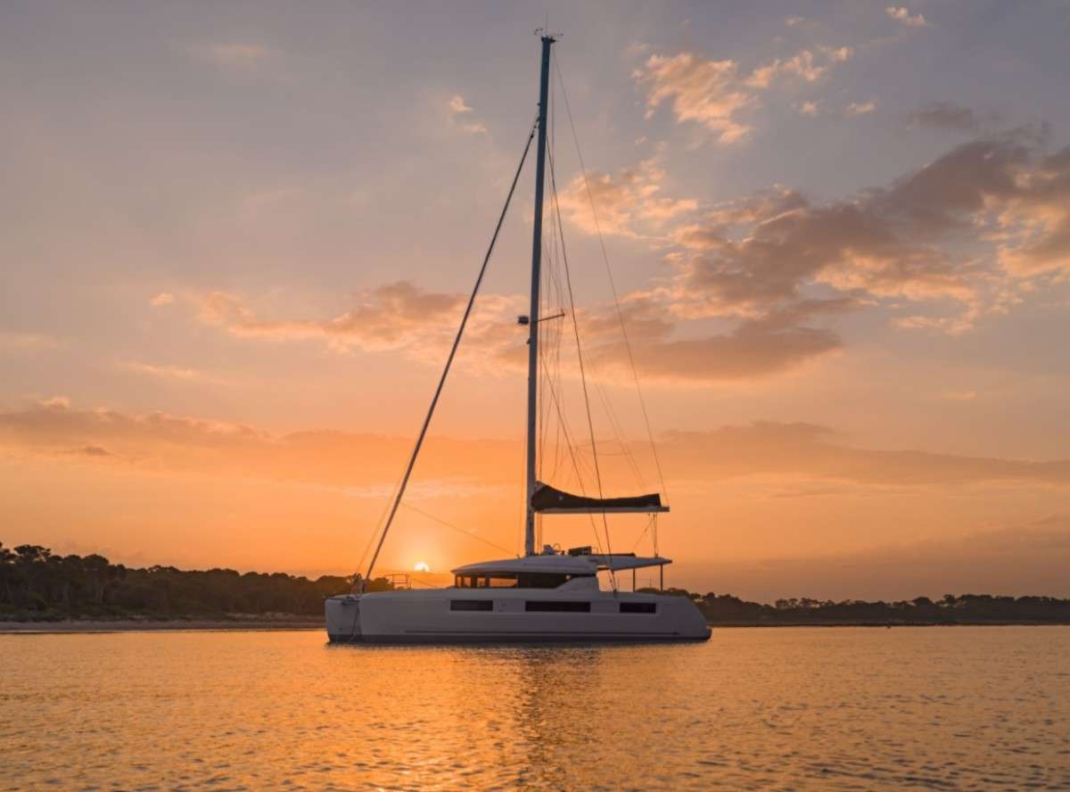 Catamaran Yacht 'ANDARE AVANTI', 10 PAX, 2 Crew, 50.00 Ft, 15.00 Meters, Built 2020, Lagoon, Refit Year 2023