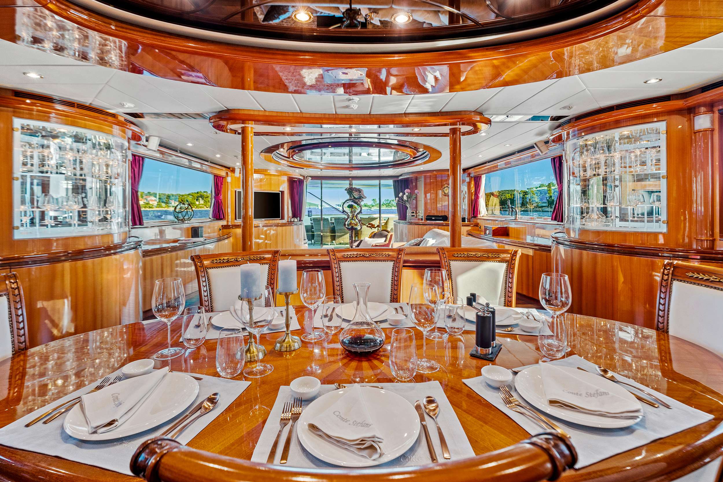 Motor Yacht 'CONTE STEFANI', 10 PAX, 6 Crew, 114.00 Ft, 35.00 Meters, Built 2006, Horizon, Refit Year 2020