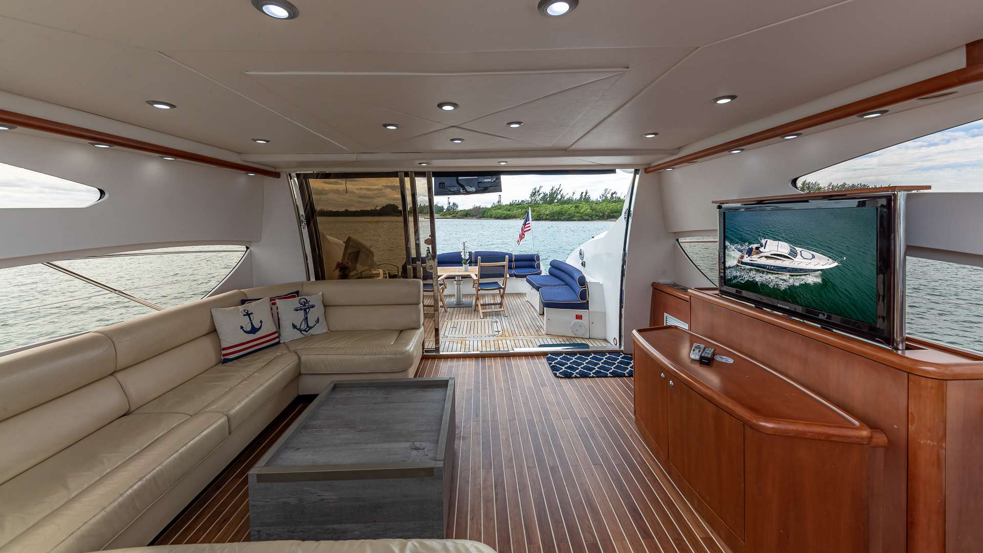 Motor Yacht 'AQUAHOLIC', 8 PAX, 2 Crew, 75.00 Ft, 22.00 Meters, Built 2010, Sunseeker, Refit Year 2018