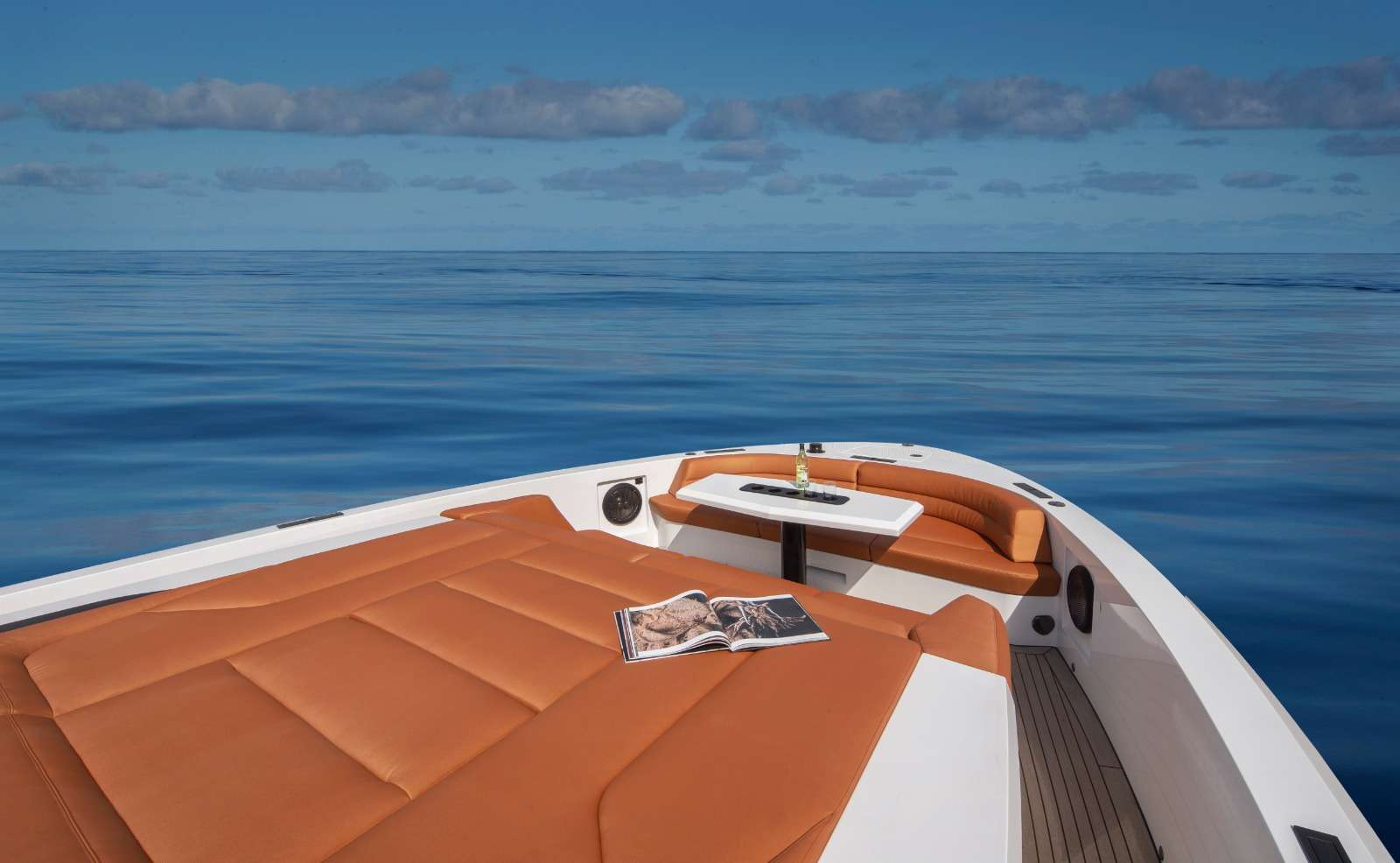 Motor Yacht '58 VANQUISH', 2 PAX, 58.00 Ft, 17.00 Meters, Built 2021, Vanquish