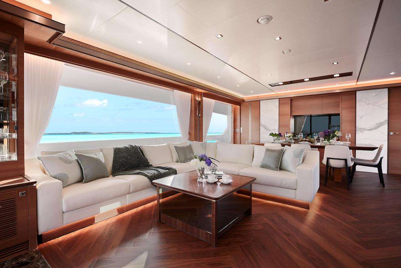 Motor Yacht 'MIDNIGHT MOON' The spacious saloon, 8 PAX, 3 Crew, 87.00 Ft, 26.00 Meters, Built 2018, Horizon, Refit Year 2021
