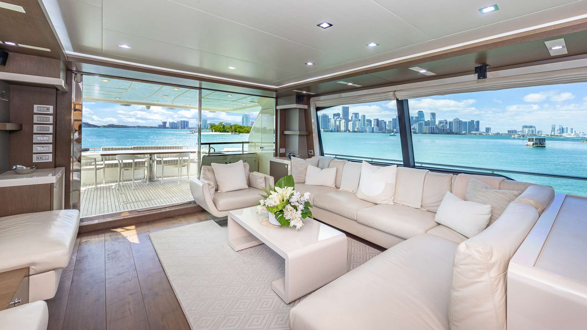 Motor Yacht 'HOYA SAXA', 8 PAX, 4 Crew, 86.00 Ft, 26.00 Meters, Built 2013, Ferretti, Refit Year 2023
