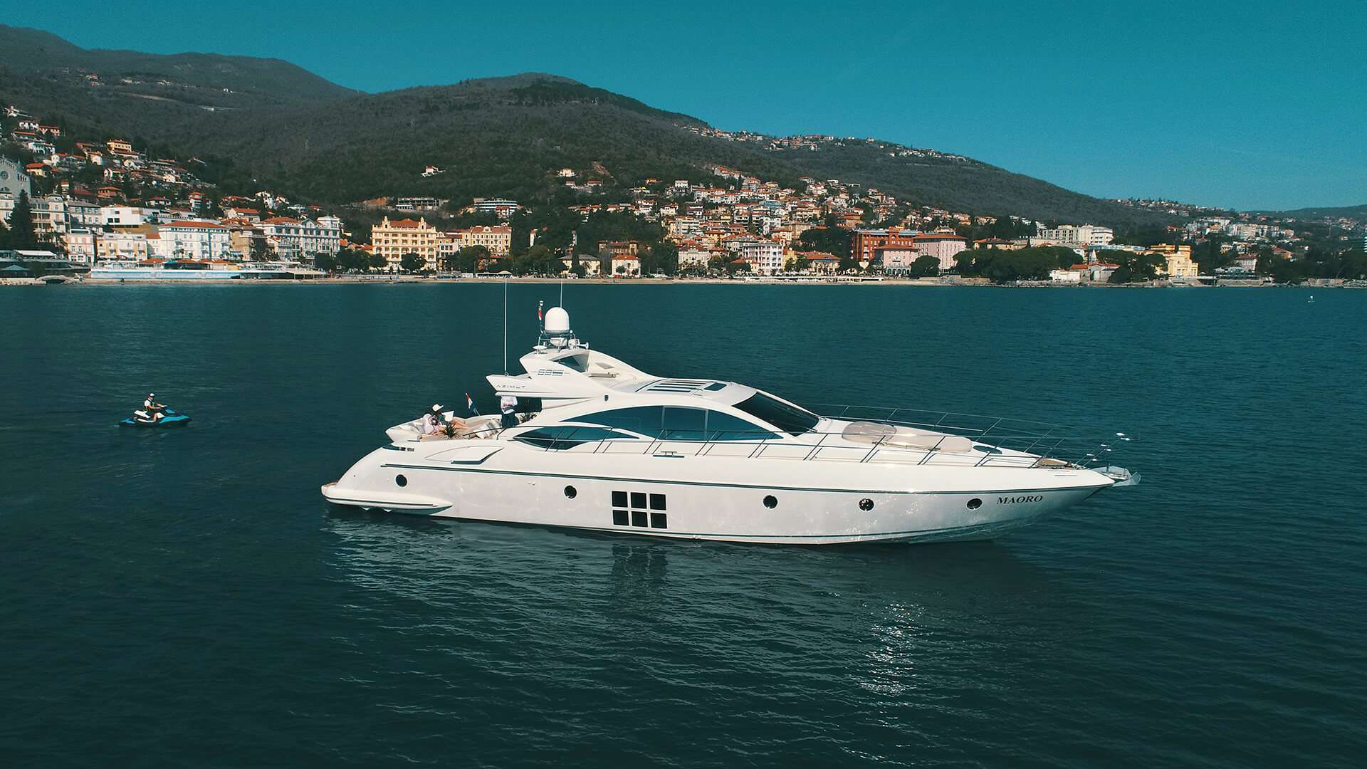 Motor Yacht 'MAORO', 4 PAX, 2 Crew, 69.00 Ft, 21.00 Meters, Built 2006, Azimut, Refit Year 2022