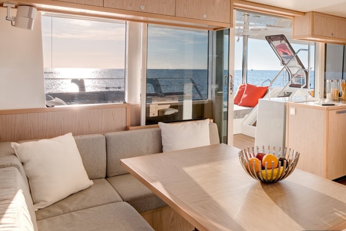 Catamaran Yacht 'SUMMERTIME', 10 PAX, 3 Crew, 52.00 Ft, 15.00 Meters, Built 2016, Lagoon