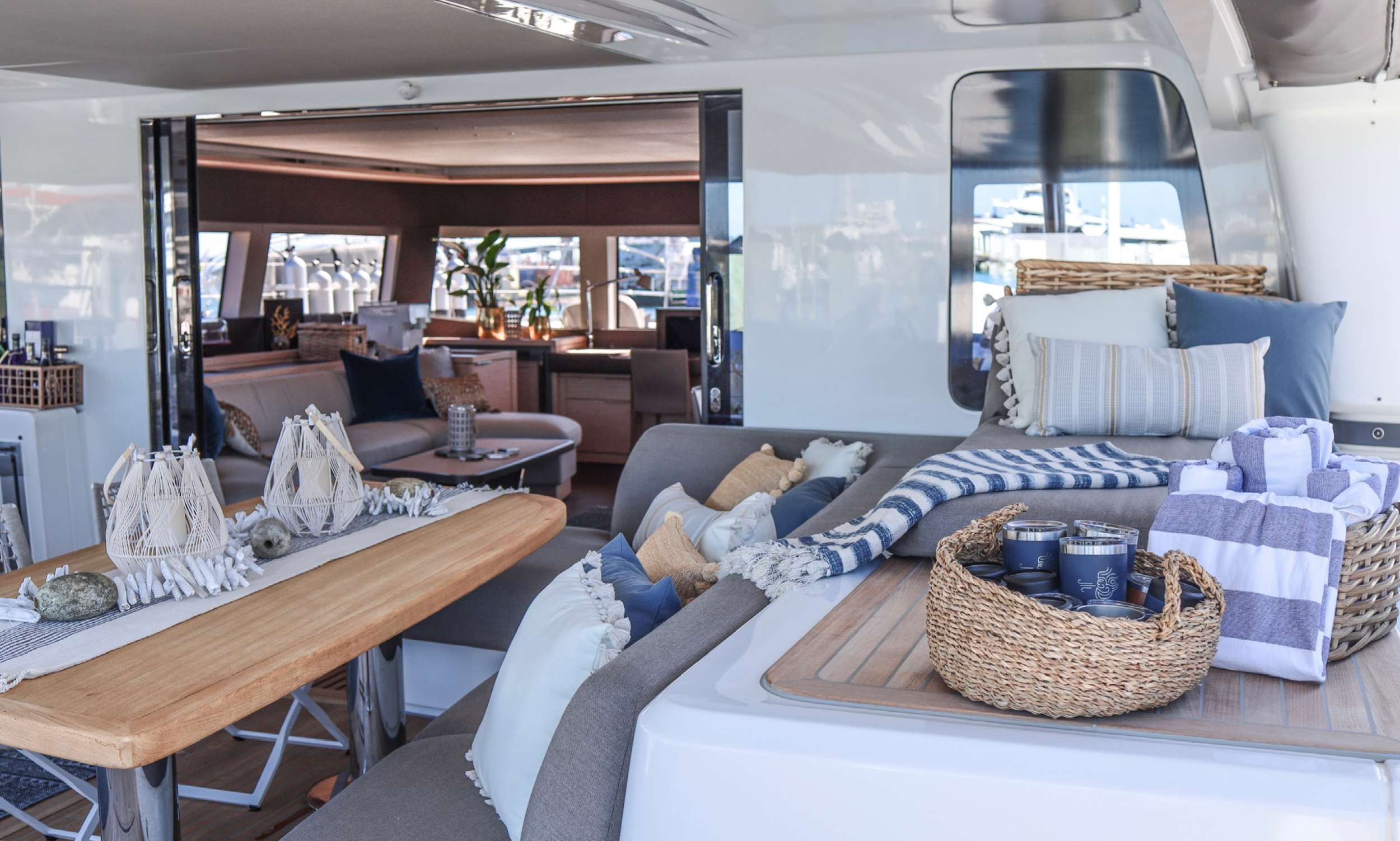 Catamaran Yacht 'XANDROS' Cockpit, 8 PAX, 3 Crew, 65.00 Ft, 19.00 Meters, Built 2021, Lagoon