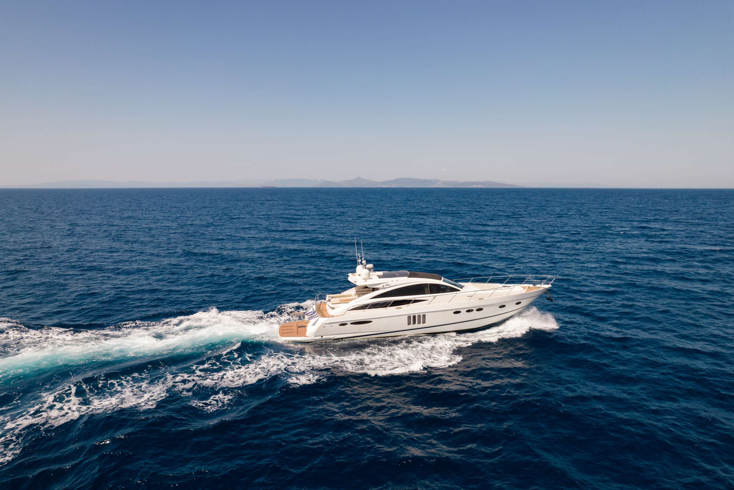 Motor Yacht 'MOJO', 4 PAX, 66.00 Ft, 20.00 Meters, Built 2008, Princess, UK, Refit Year 2023