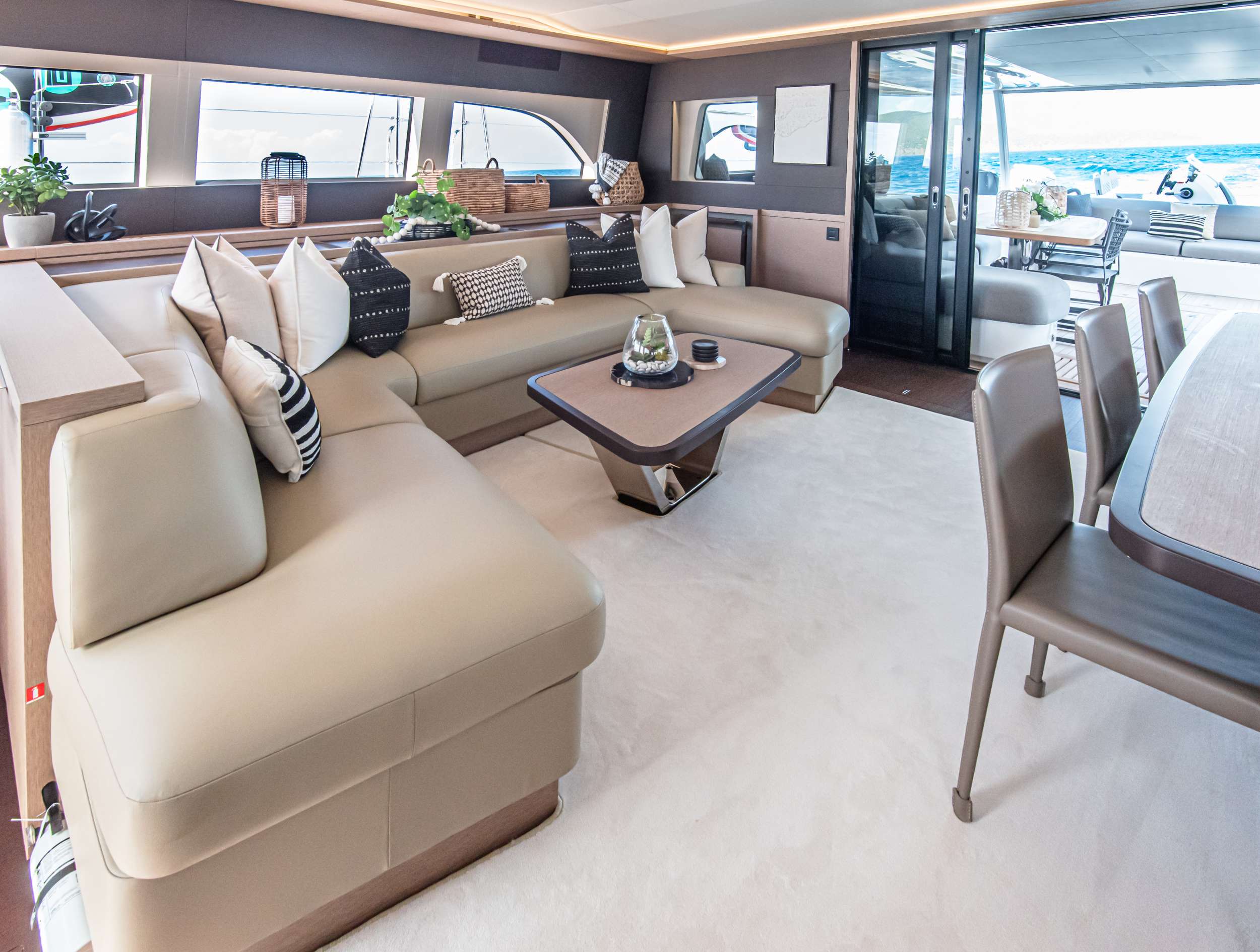 Catamaran Yacht 'C'EST LA VIE' Main Salon, 8 PAX, 3 Crew, 67.00 Ft, 20.00 Meters, Built 2022, Lagoon